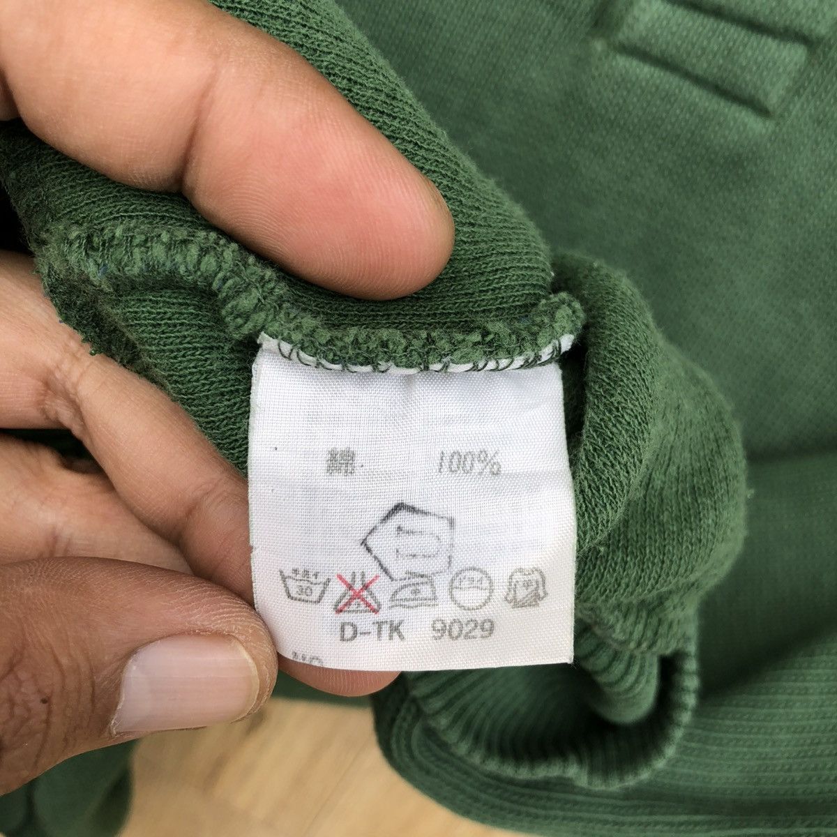 Lacoste Vintage Lacoste Club Short Sleeve Sweatshirt Pullover Size US M / EU 48-50 / 2 - 9 Thumbnail