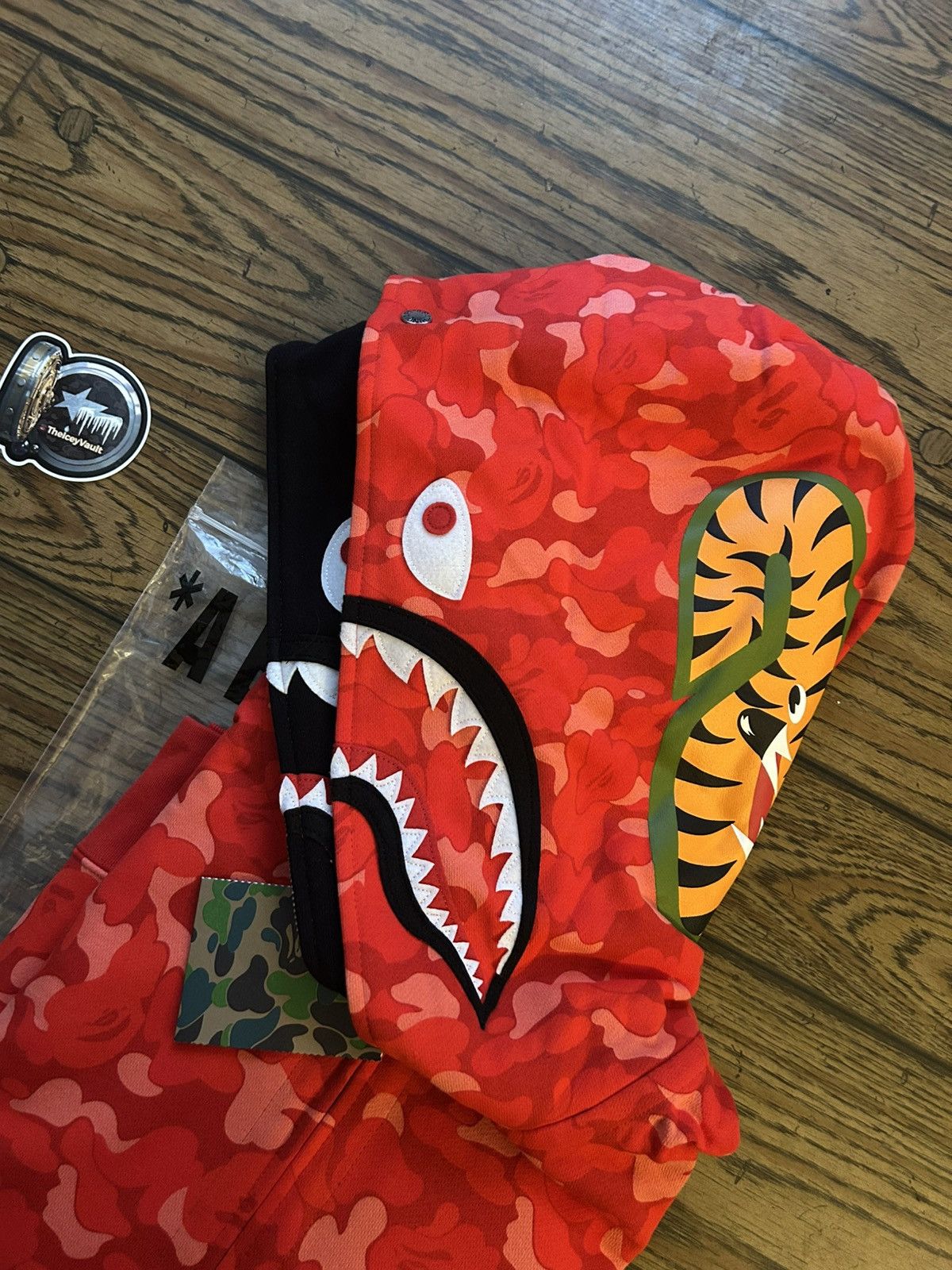 Bape RARE Bape Seoul Camo Double Shark Full Zip Hoodie Size US XL / EU 56 / 4 - 4 Thumbnail