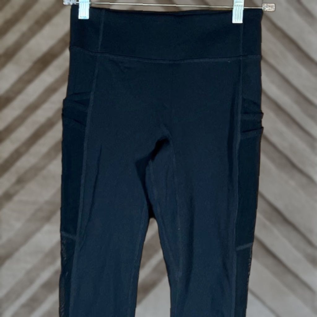 Fabletics Fabletics Leggings Womens Pants Black Motion365 Sheer High Waisted Stretch Small Ankle Skinny Pull On Pockets Size 28" / US 6 / IT 42 - 1 Thumbnail