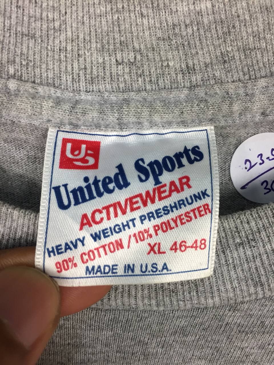 Vintage Vtg United Sports Activewear Numb Spell Out Logo Tee Size US XL / EU 56 / 4 - 16 Thumbnail