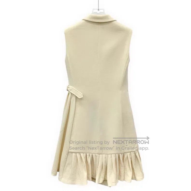Dior Dior Beige buckle design wool lapel sleeveless dress Size XS / US 0-2 / IT 36-38 - 2 Thumbnail