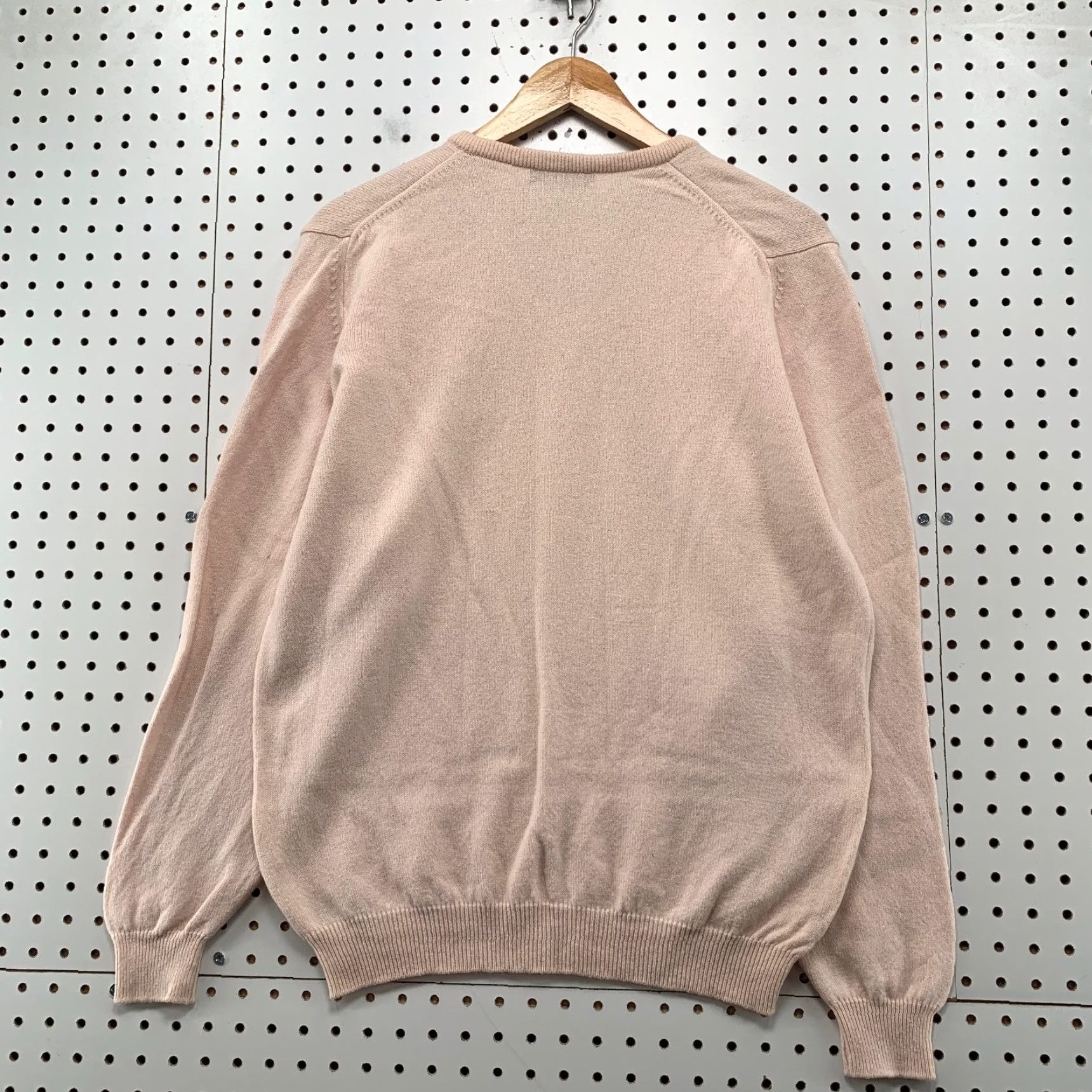 Lyle & Scott Lyle & Scott Wool Pullover Sweater Mens Large Pink V Neck Portstewart Scotland Size US L / EU 52-54 / 3 - 2 Thumbnail