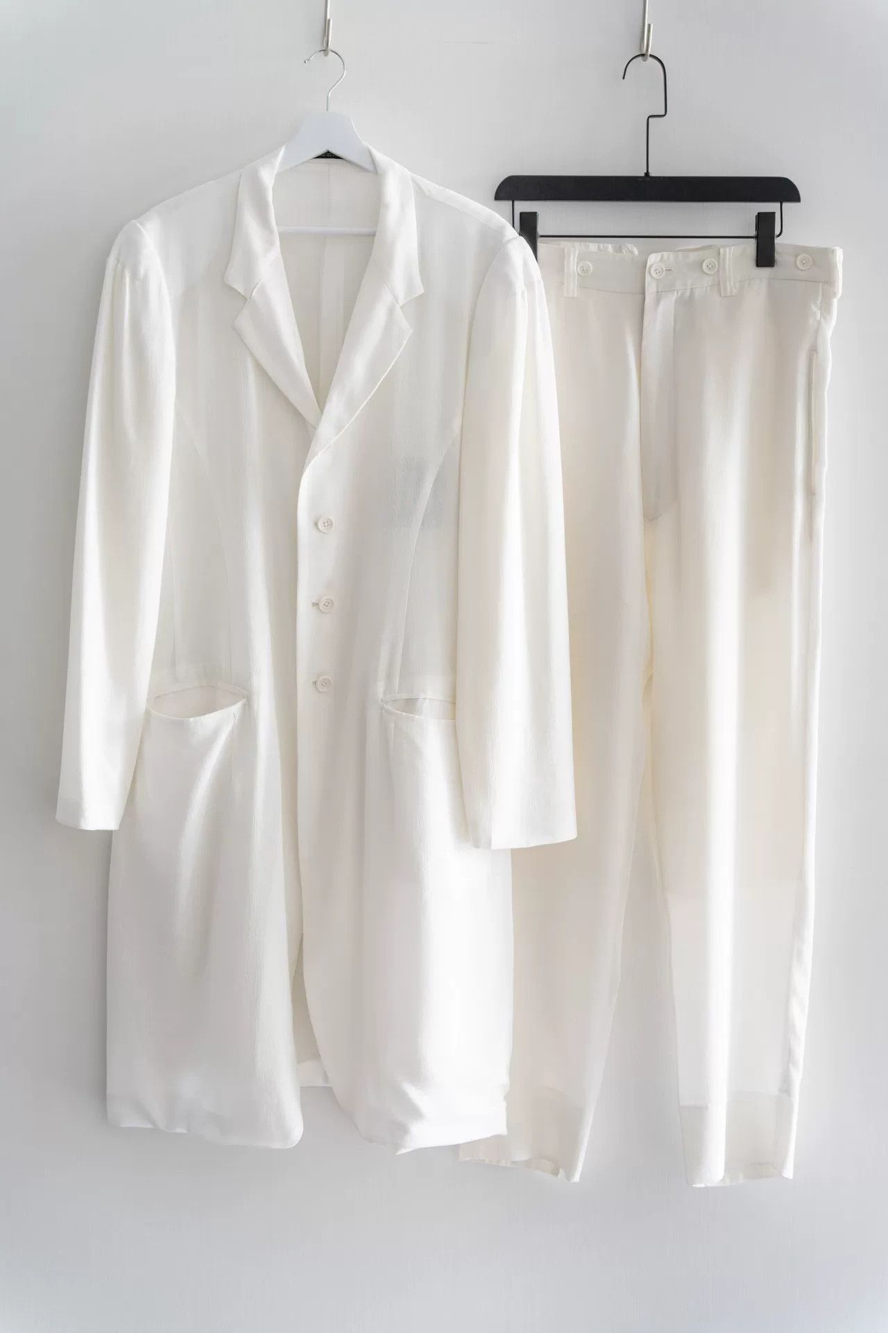 Yohji Yamamoto Yohji Yamamoto White Silk Coat and Pants Set Size US M / EU 48-50 / 2 - 1 Thumbnail