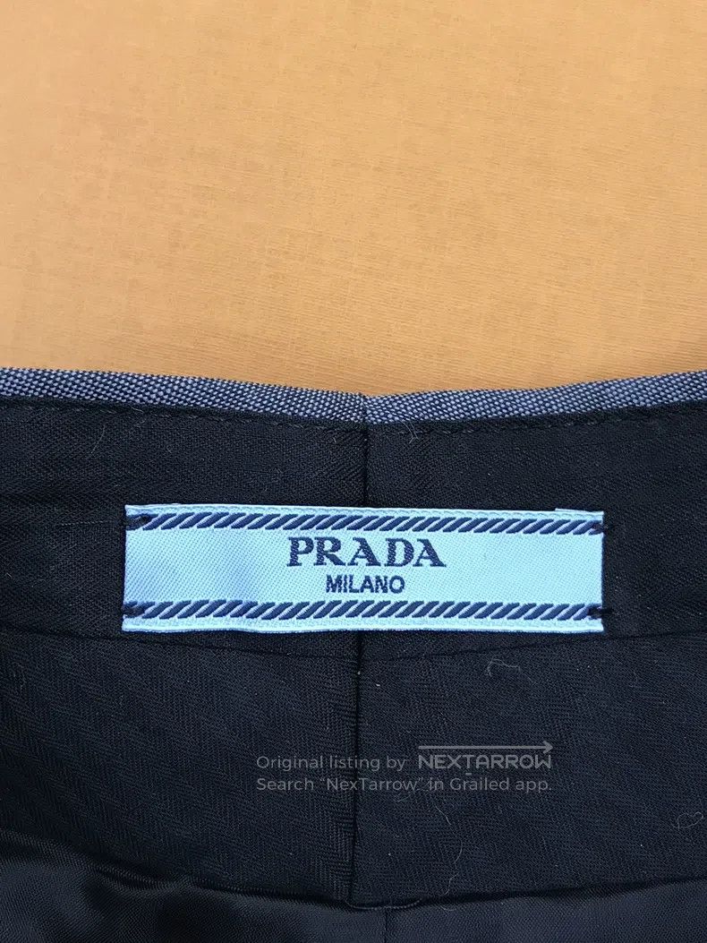 Prada Prada Gray lace-on shorts Size 27" / US 4 / IT 40 - 4 Thumbnail