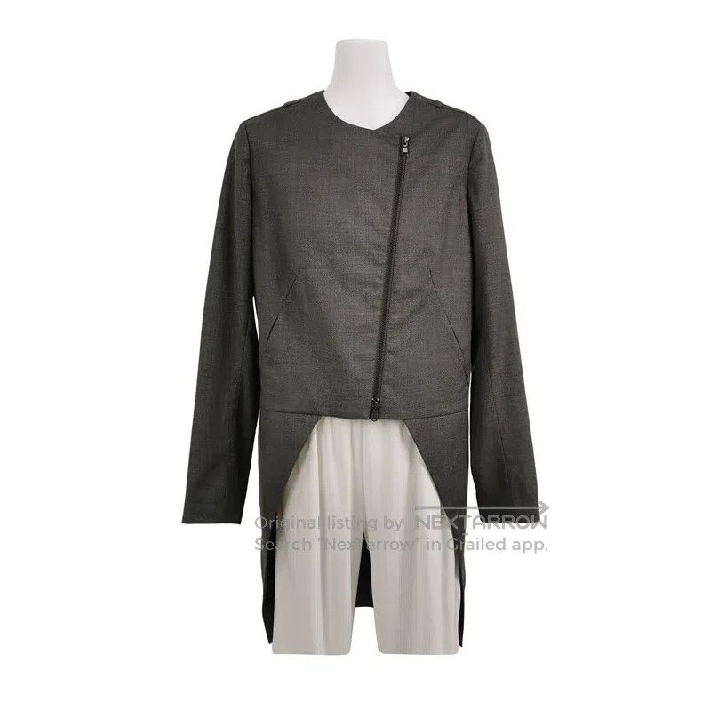 Brunello Cucinelli Brunello Cucinelli Silk and wool blend solid-colored round Size S / US 4 / IT 40 - 1 Thumbnail