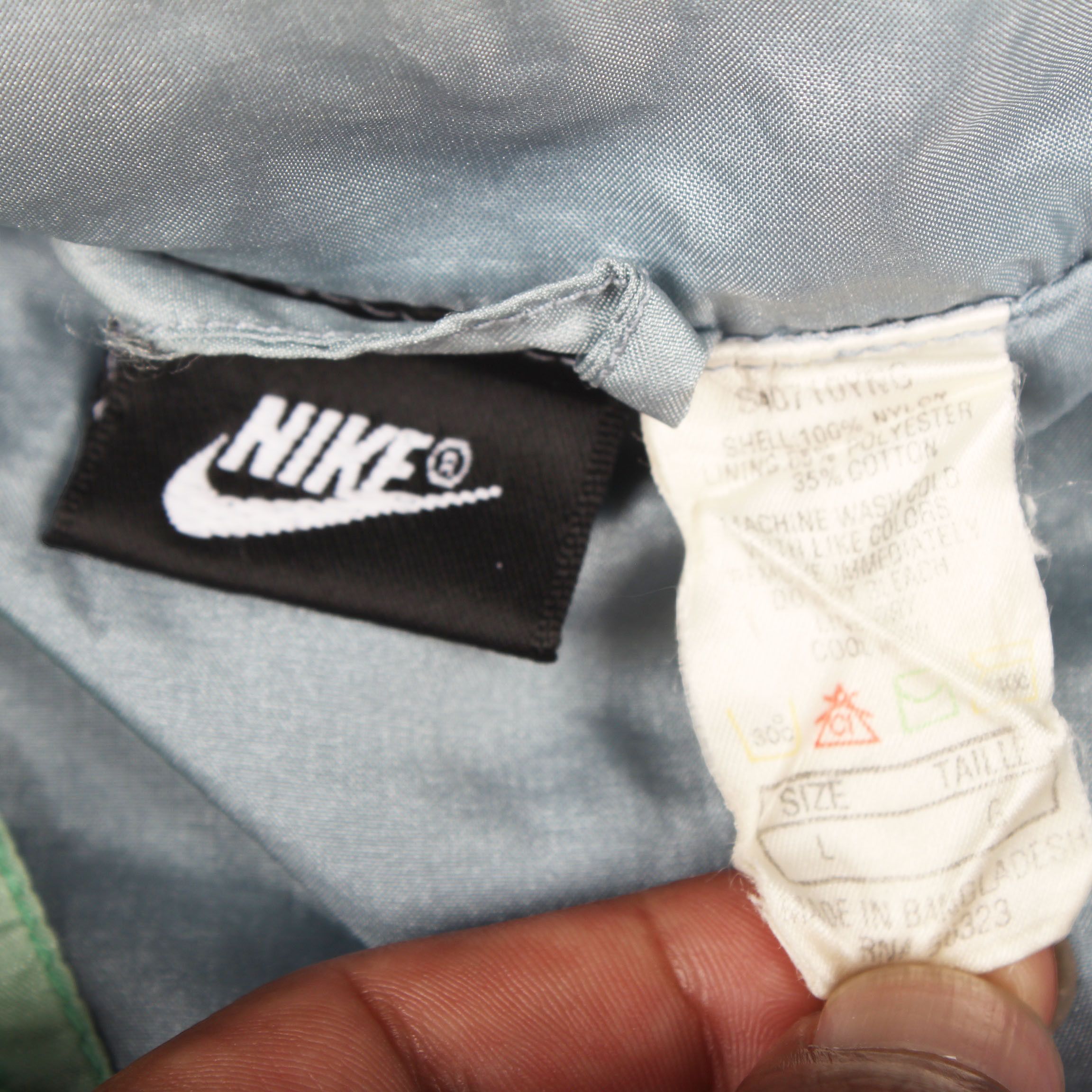 Nike × Vintage Vintage 90s Nike Windbreaker Jacket Size US L / EU 52-54 / 3 - 5 Thumbnail