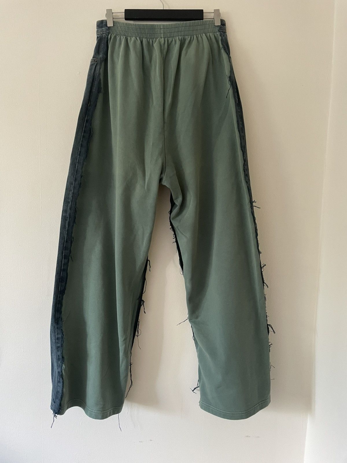 Balenciaga Hybrid Baggy Jeans Size US 31 - 3 Thumbnail