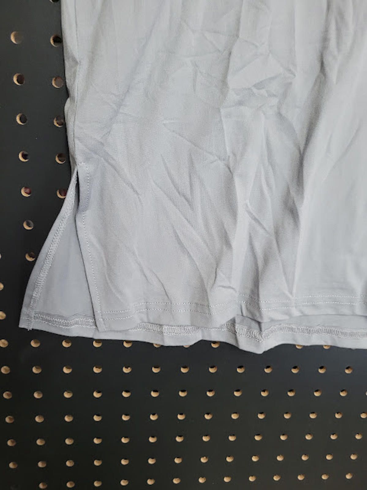 Other Showitty Multi Color V-Neck T-Shirts Bundle of 3 Size XL / US 12-14 / IT 48-50 - 6 Thumbnail