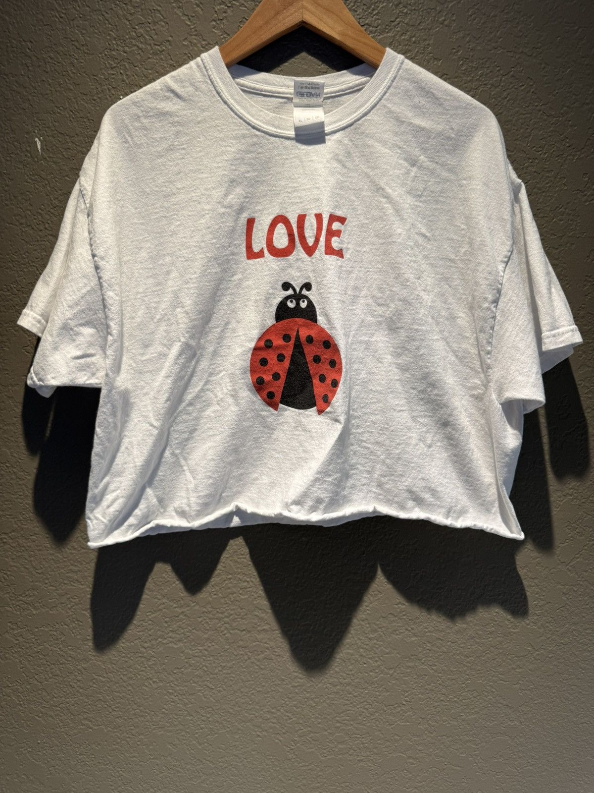 Vintage Hanes Heavyweight Love Bug Tee White Ladybug Size US L / EU 52-54 / 3 - 1 Thumbnail