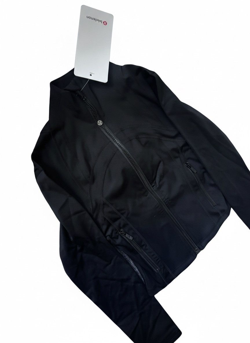 Lululemon Black Lululemon Define Cropped Jacket Size S / US 4 / IT 40 - 2 Thumbnail