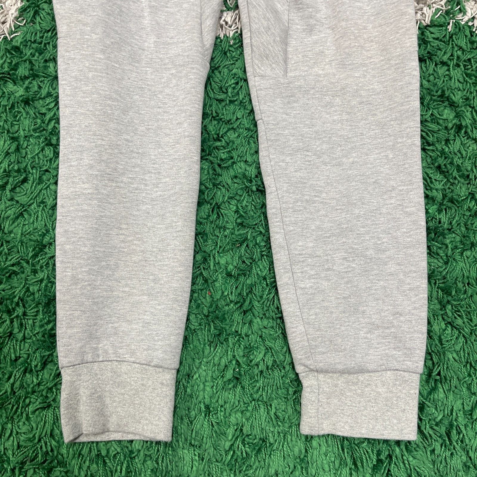 Nike Nike Sportswear Tech Fleece joggers Sweatpants size Medium Size US 30 / EU 46 - 9 Thumbnail