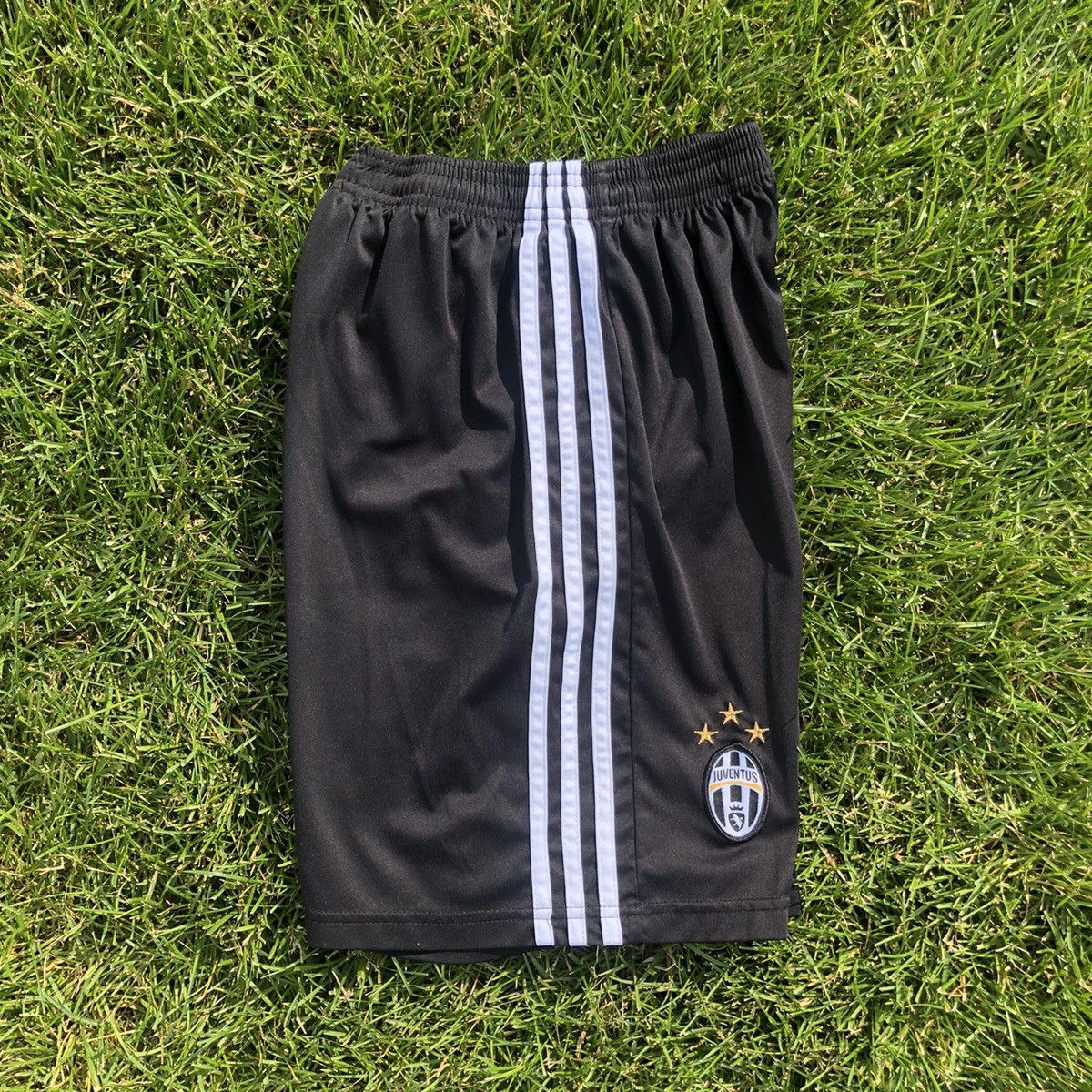 Other Juventus fan shorts Size US 36 / EU 52 - 4 Thumbnail
