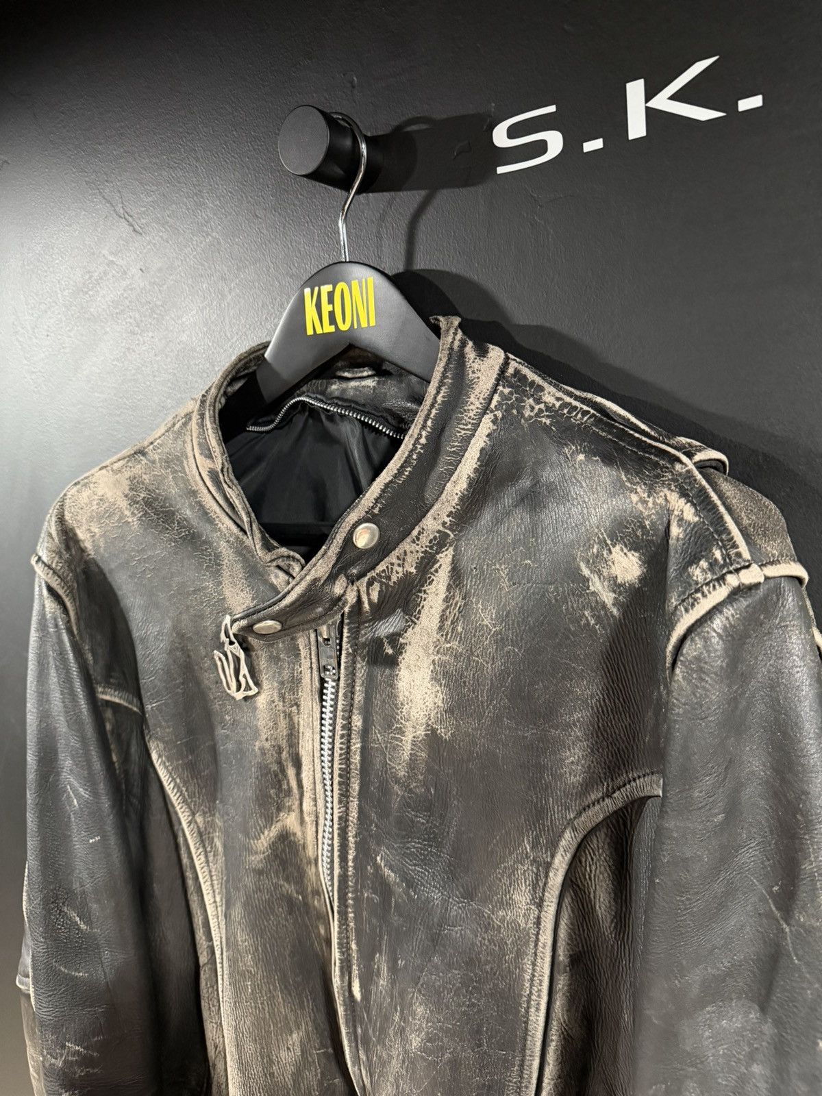 Vintage 1980s Vintage Cafe Racer Faded Leather Motorcycle Jacket XL Size US XL / EU 56 / 4 - 7 Thumbnail