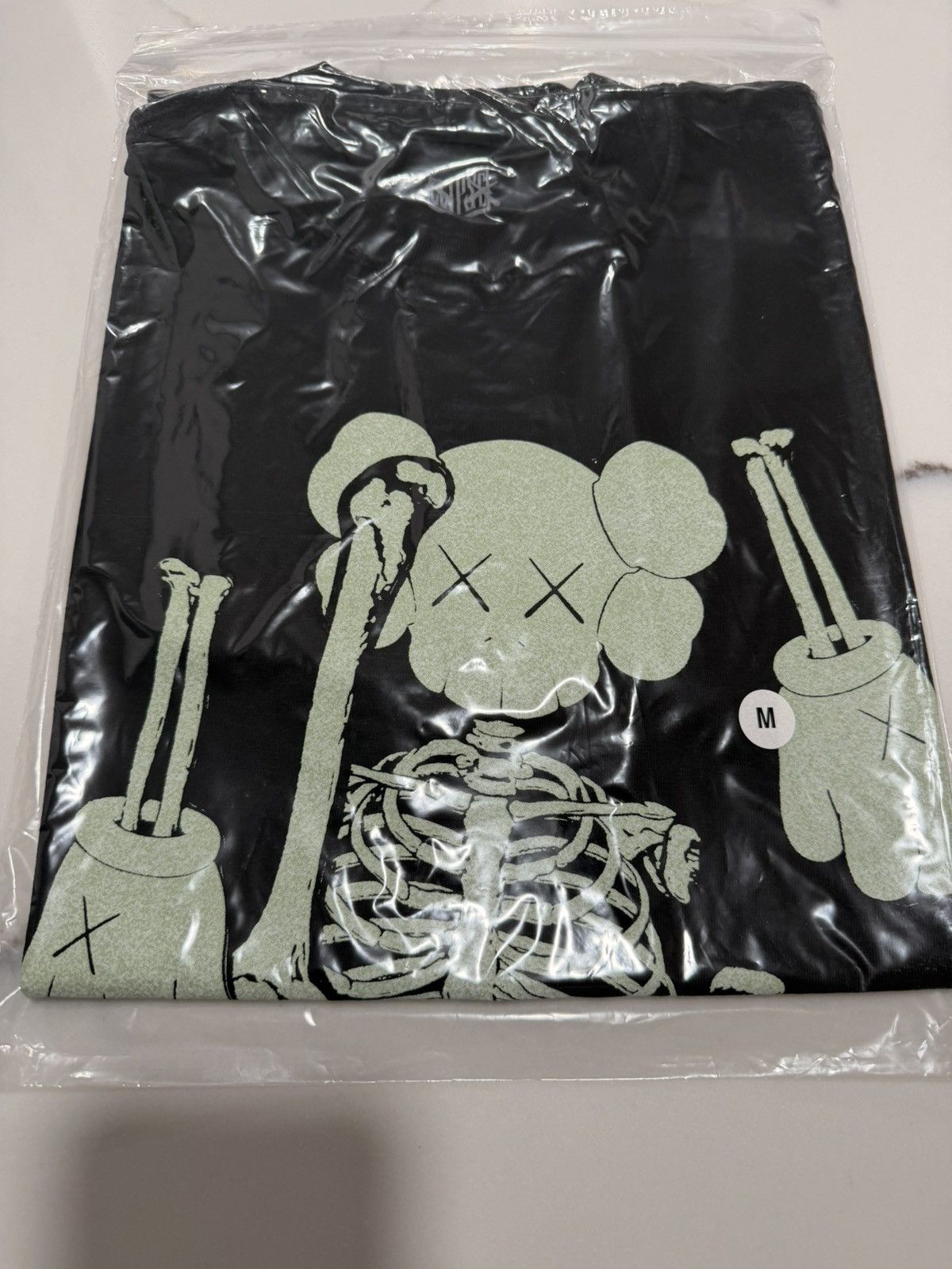 Kaws Kaws x Clipse Let God Sort Them Out Shirt Sz M NWT Size US M / EU 48-50 / 2 - 4 Thumbnail