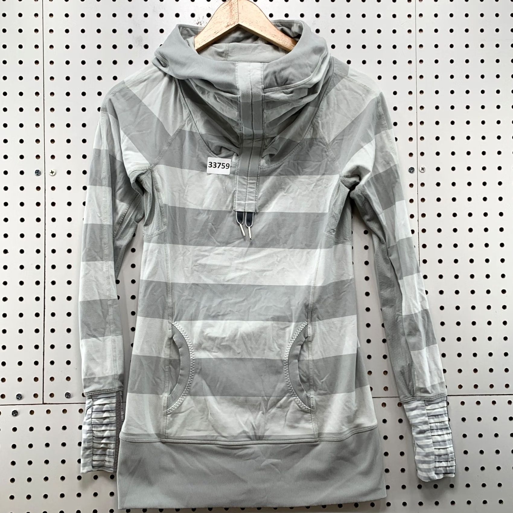 Lululemon Lululemon Hoodie Sweatshirt Womens Size 4 Gray White Striped COWL 15x26.5 Size S / US 4 / IT 40 - 2 Thumbnail
