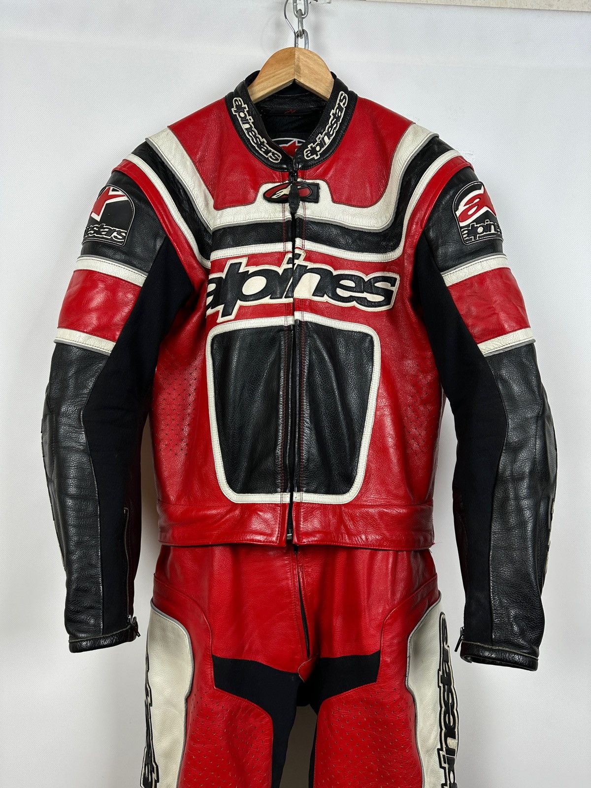 Alpinestars Alpinestar Professional Leather Superbike Moto Suit Size US M / EU 48-50 / 2 - 3 Thumbnail