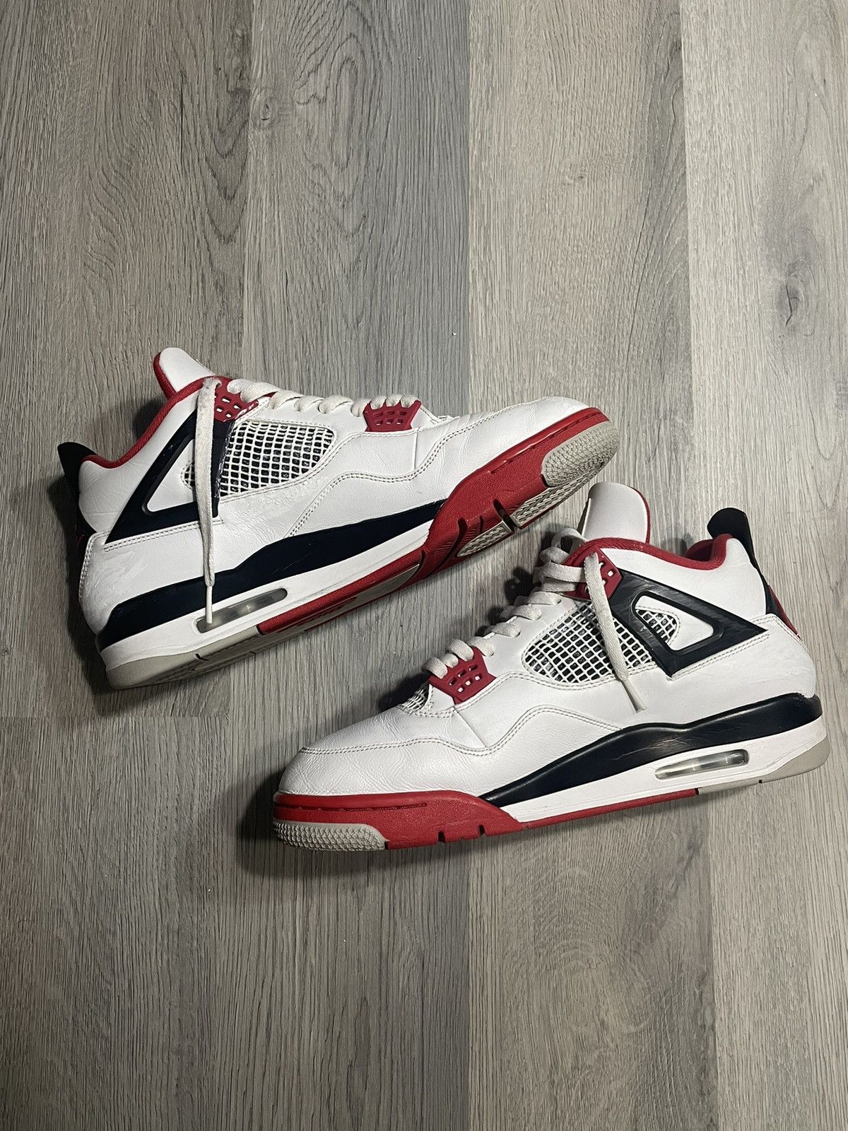 Jordan Brand × Nike Air Jordan 4 “Fire Red” Retro OG Size US 12.5 / EU 45-46 - 2 Thumbnail