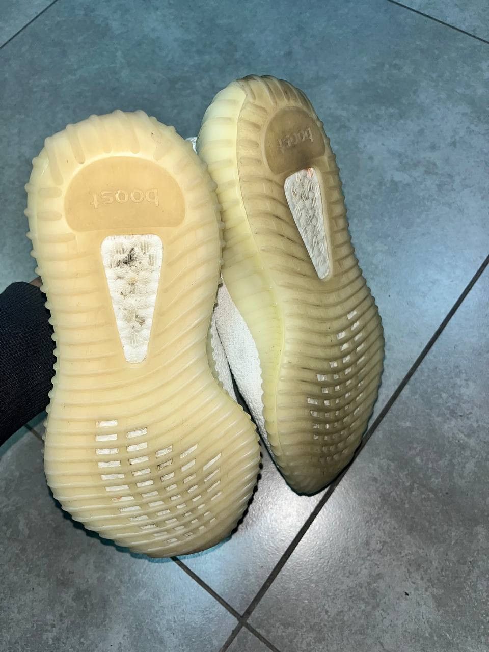 Adidas Adidas Yeezy 350 V2 Size US 4 / IT 34 - 3 Thumbnail