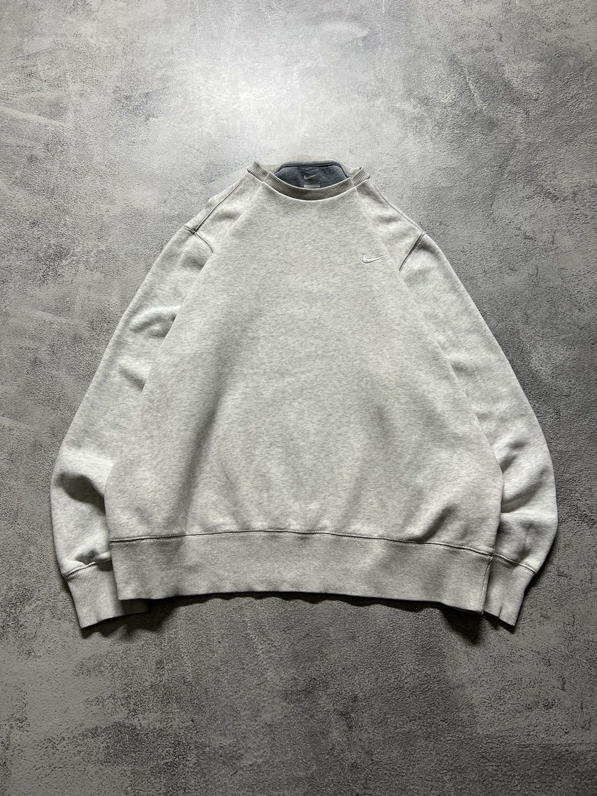 Nike Vintage Y2k Nike 🤍 Mini Swoosh Sweatshirt 00’s Size US XXL / EU 58 / 5 - 3 Thumbnail