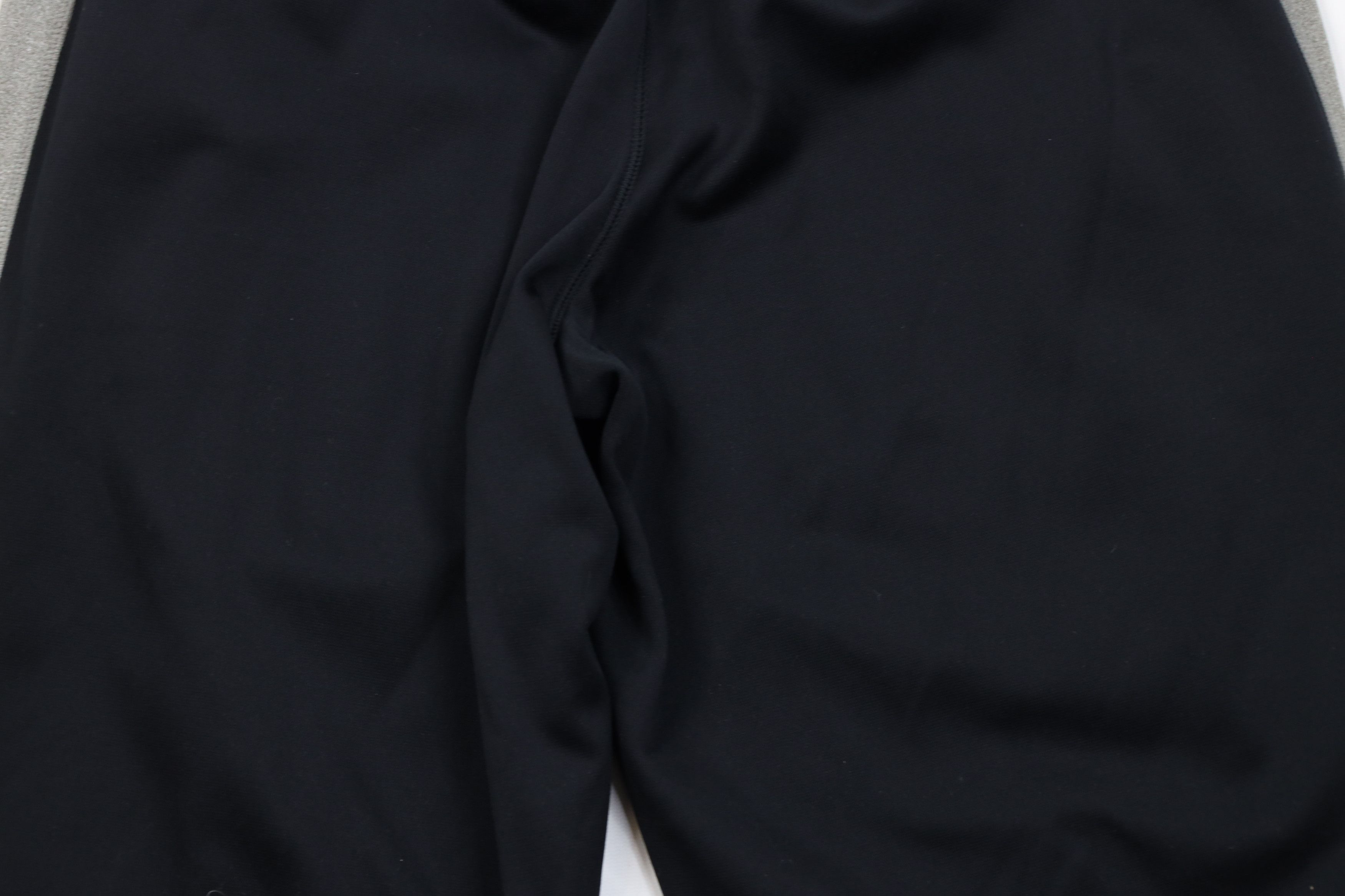 Nike Vintage Y2K Nike Therma Fit Mini Swoosh Wide Leg Sweatpants Size US 38 / EU 54 - 12 Thumbnail
