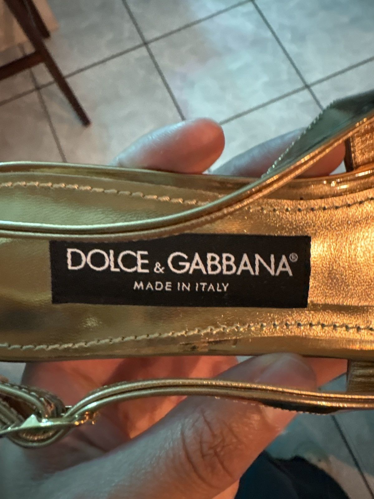 Dolce & Gabbana D&G Metallic patent leather slick back pumps Size US 9 / IT 39 - 4 Thumbnail