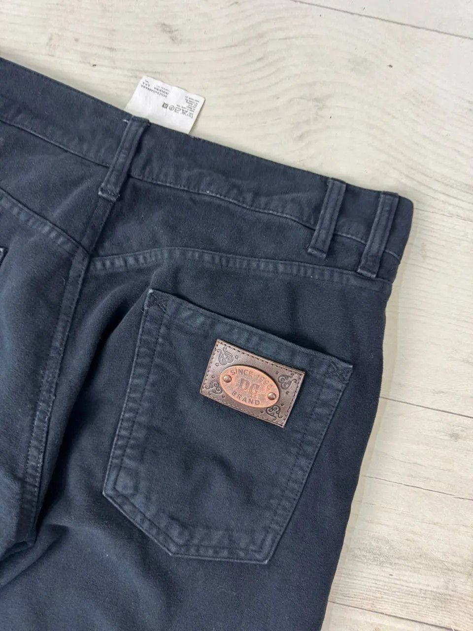 Dolce & Gabbana Vintage Dolce Gabbana Velour Metal Logo Pants Baggy Size US 32 / EU 48 - 12 Thumbnail