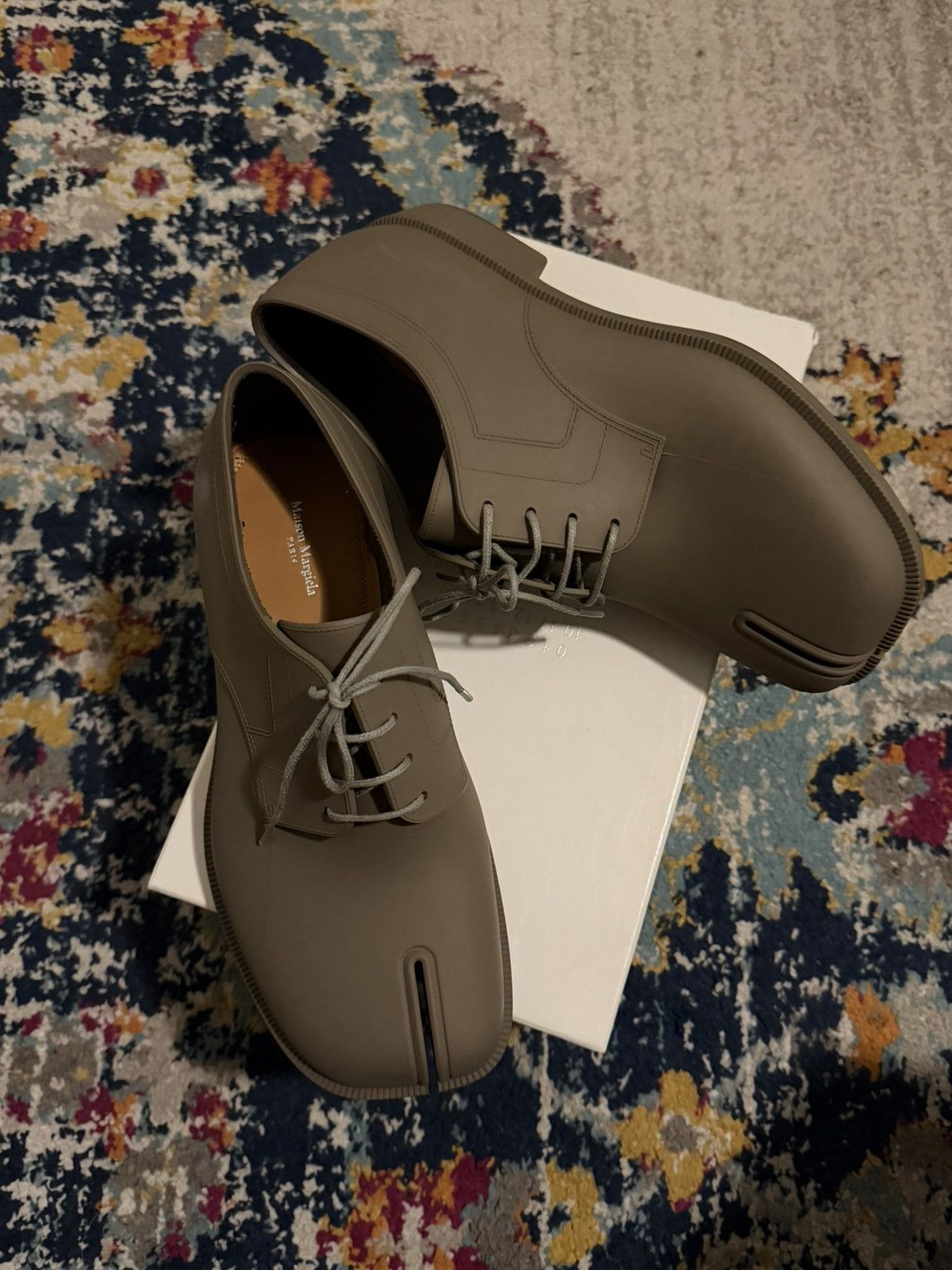 Maison Margiela Maison Margiela Rubber Tabi Oxford Size US 9 / IT 39 - 1 Thumbnail