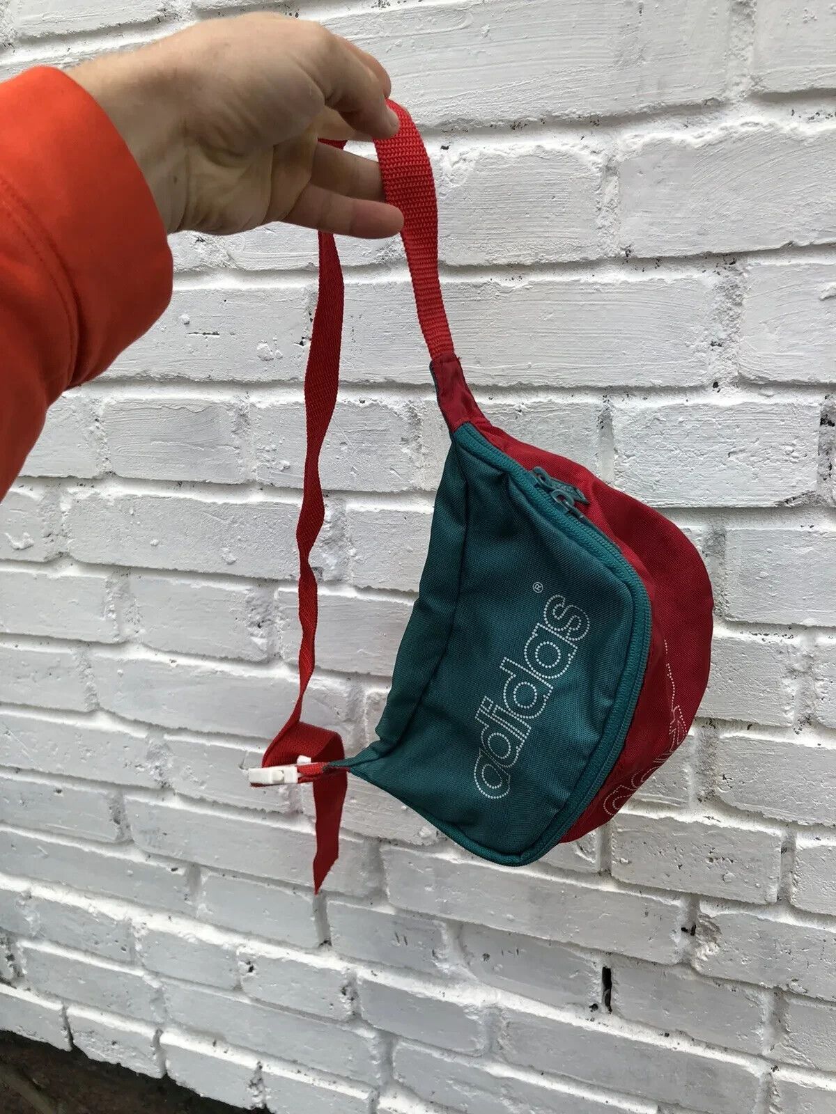 Adidas VINTAGE 1990s 90s ADIDAS BAGS BANANA MADE IN KOREA Size ONE SIZE - 5 Thumbnail