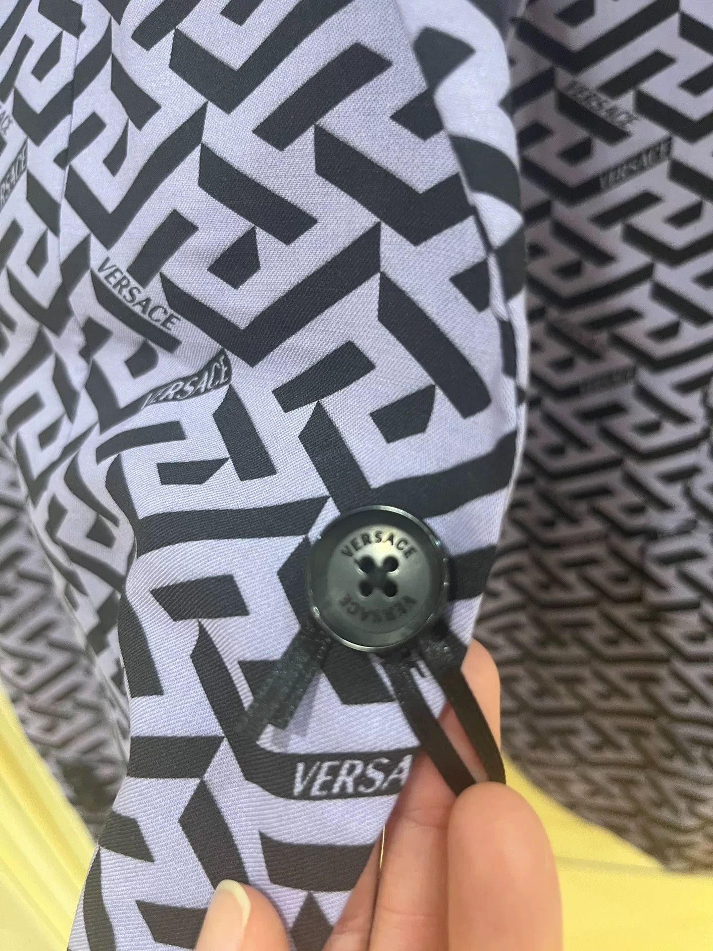 Versace Versace La Greca All-Over Print Blazer Size US S / EU 44-46 / 1 - 9 Thumbnail