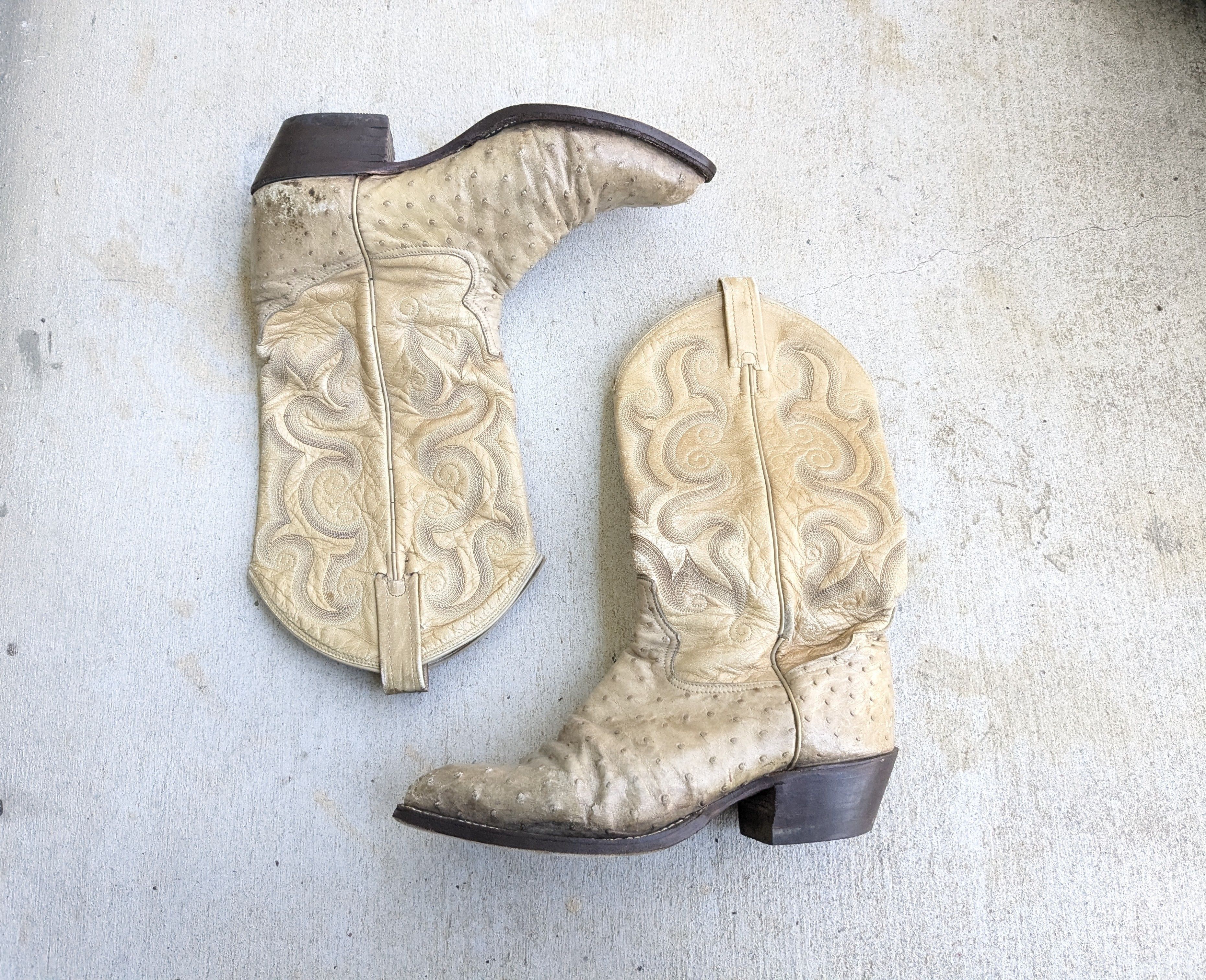 Tony Lama Tony Lama Cowboy Boots Ostrich 9 EE Beige Leather USA Size US 9 / EU 42 - 1 Thumbnail