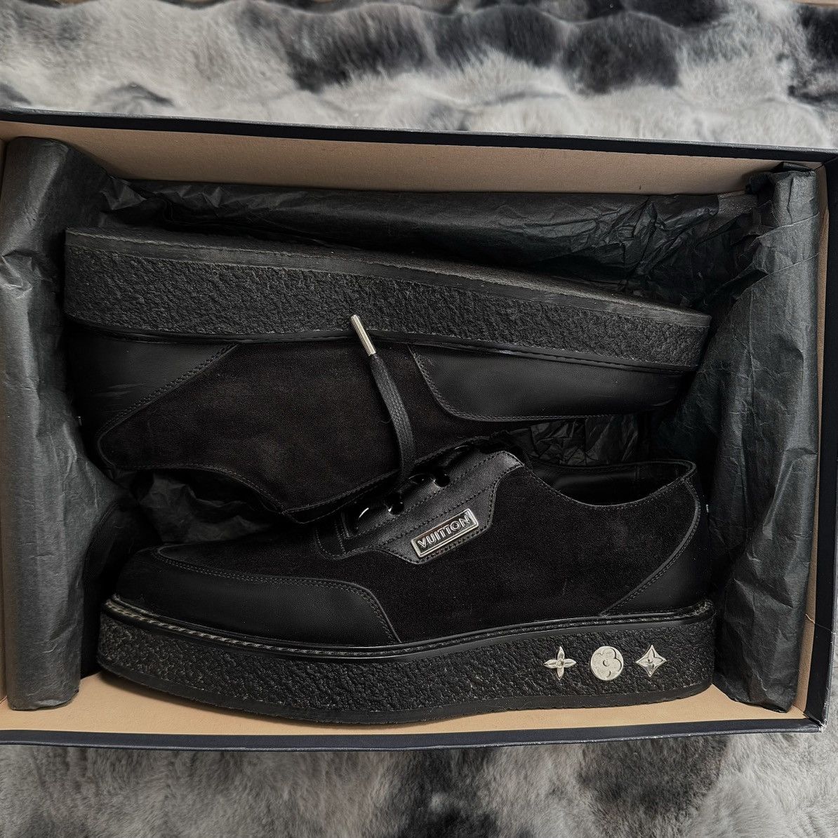 Louis Vuitton Louis Vuitton X Virgil Abloh creeper low Size US 6.5 / EU 39-40 - 4 Thumbnail