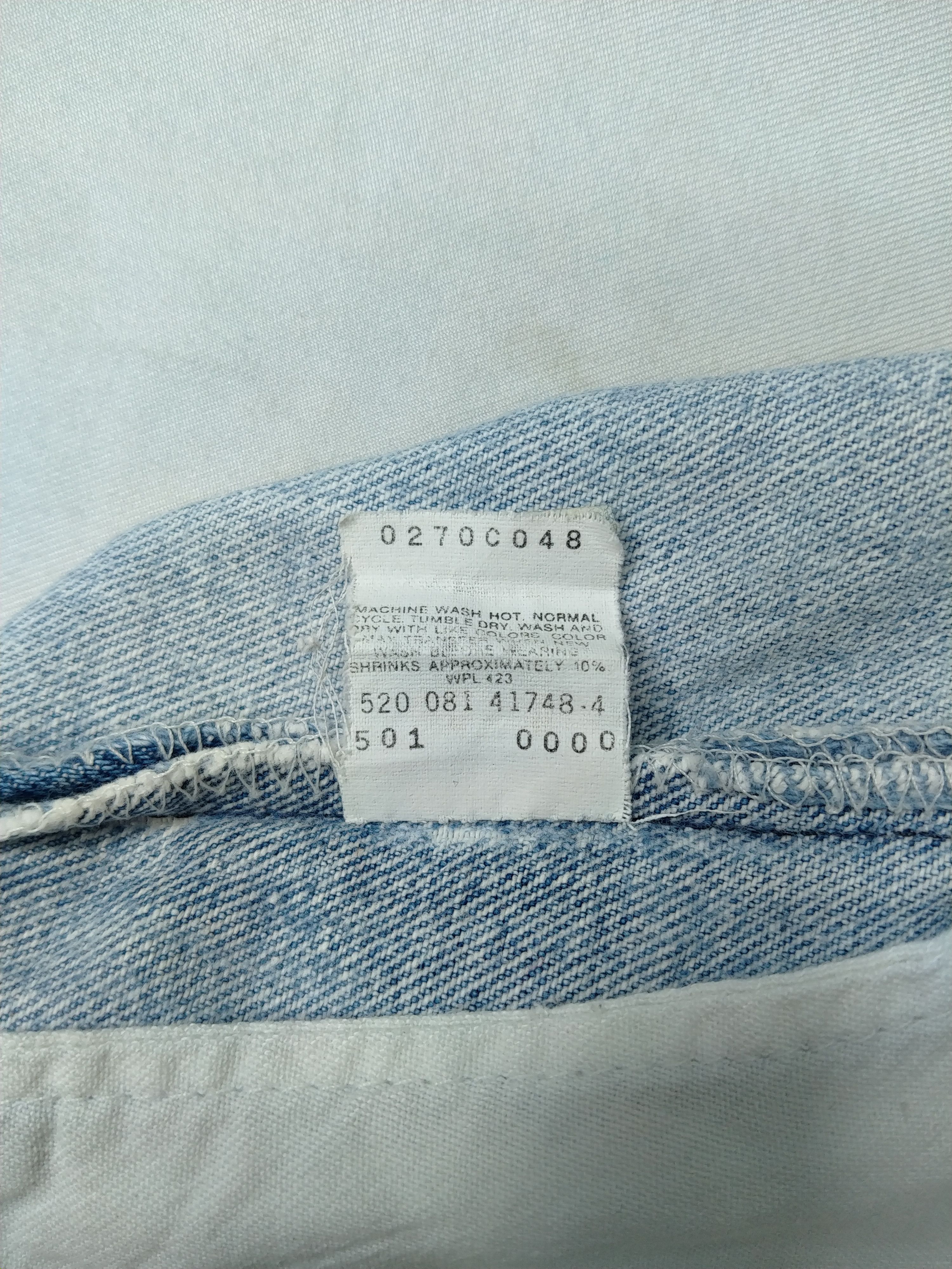 Levi's 90s Light Blue Wash Vintage Levi's 501xx Denim -JN809 Size US 31 - 9 Thumbnail