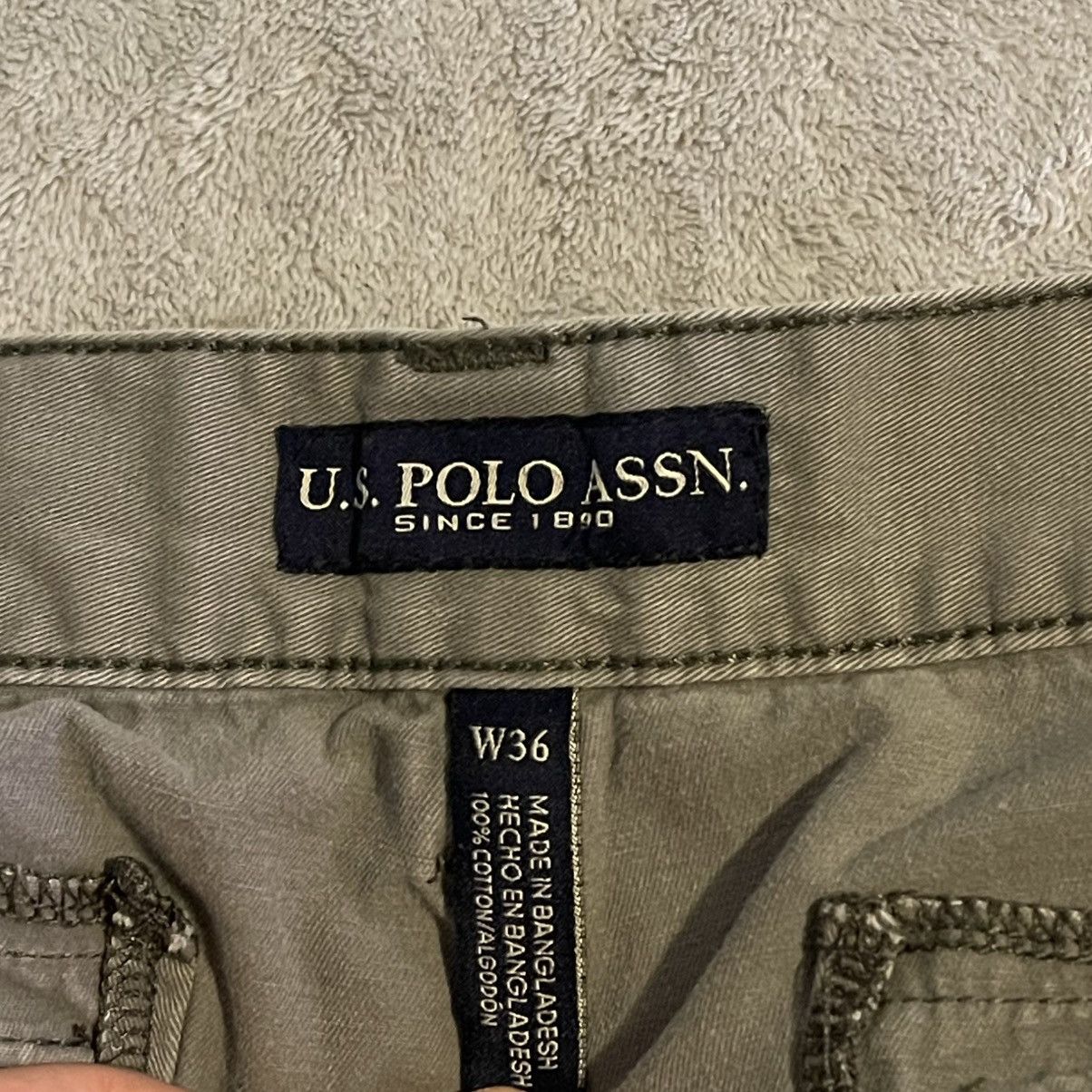 U.S. Polo Assn. US Polo Assn Mens Gray Cargo Shorts Size 36 Military Style Size US 36 / EU 52 - 5 Thumbnail