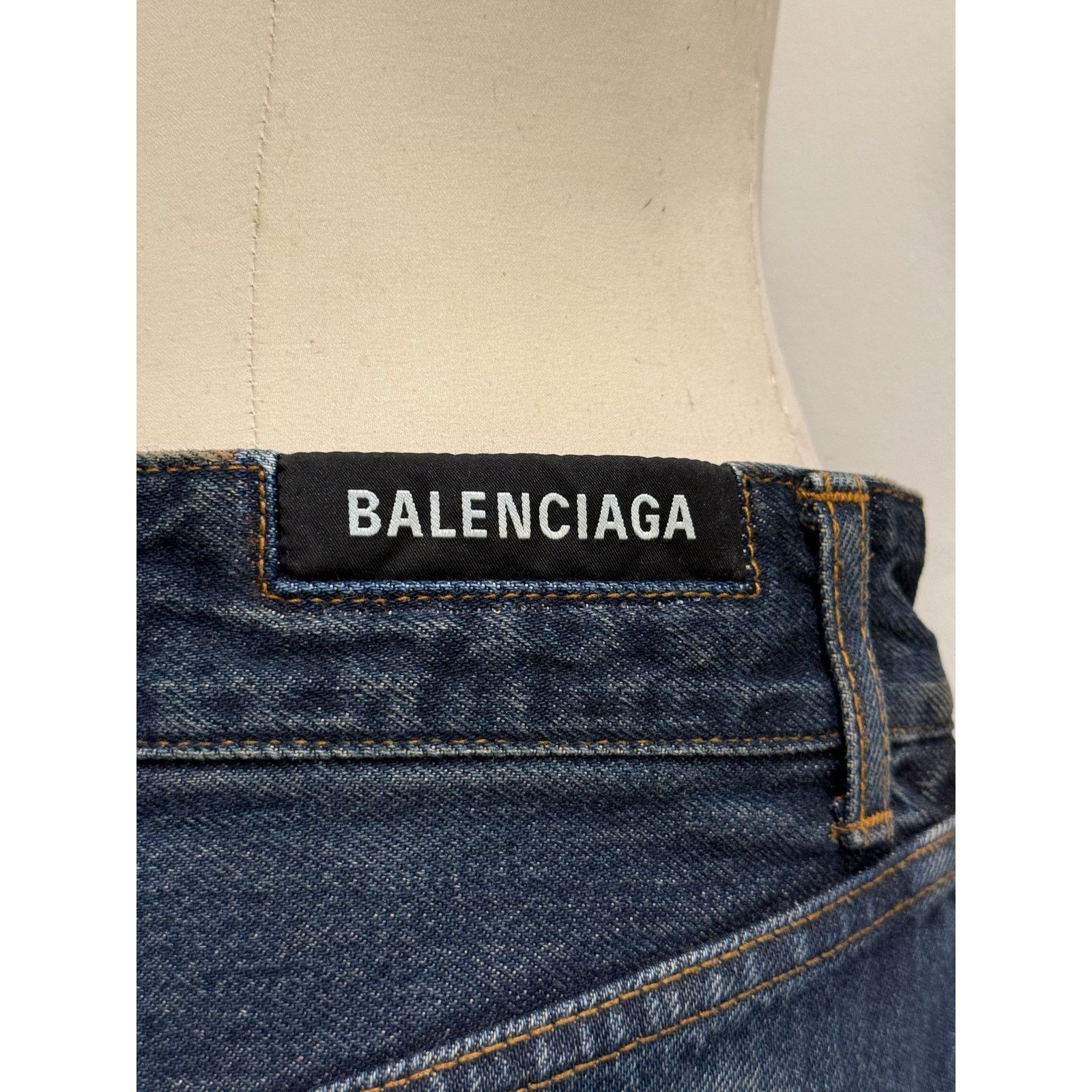 Balenciaga 2020 Balenciaga faded wide skirt Size 27" / US 4 / IT 40 - 9 Thumbnail
