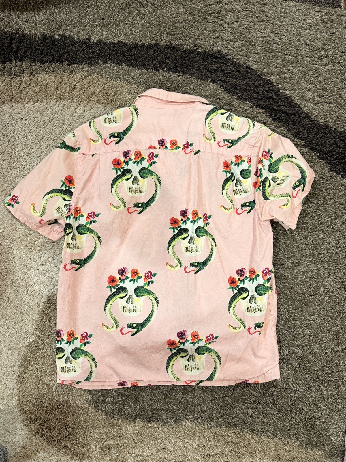 Stussy Stussy Button Up Pink Snakes Skull Size US L / EU 52-54 / 3 - 4 Thumbnail