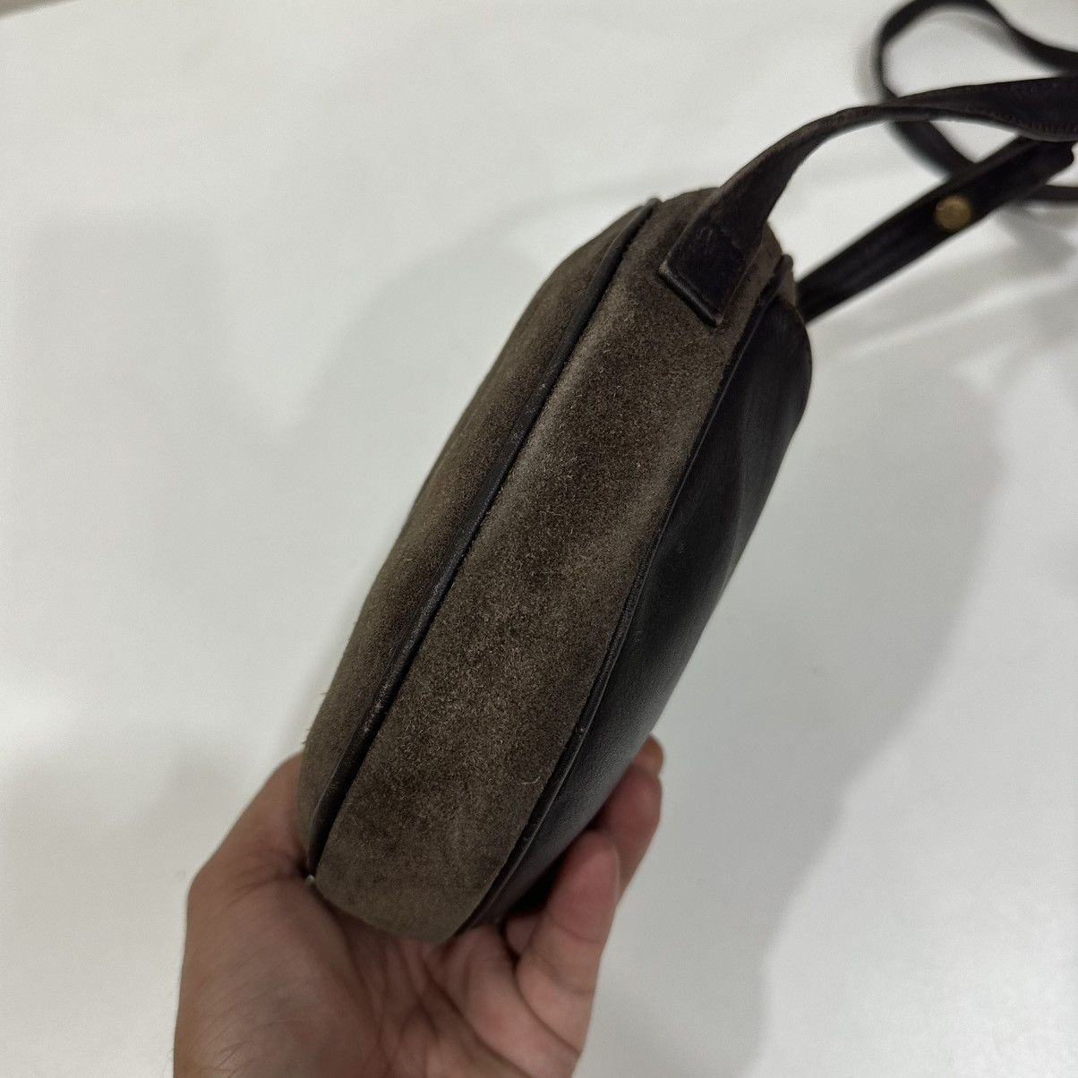 Loewe ‼️YES‼️ VINTAGE LOEWE SUEDE LEATHER CROSSBODY SLING BAG Size ONE SIZE - 5 Thumbnail