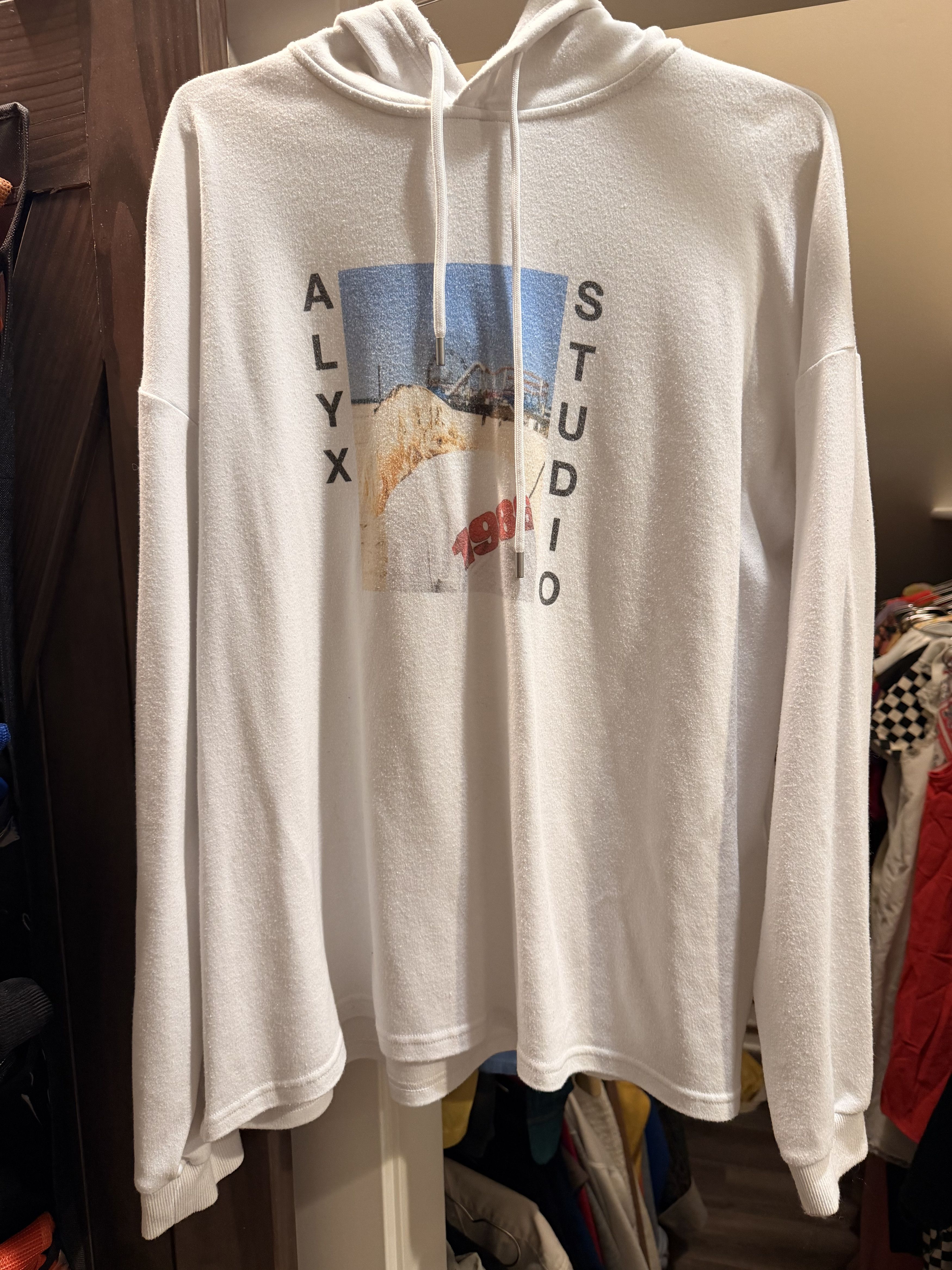 ALYX HOODED VENICE BEACH TEE