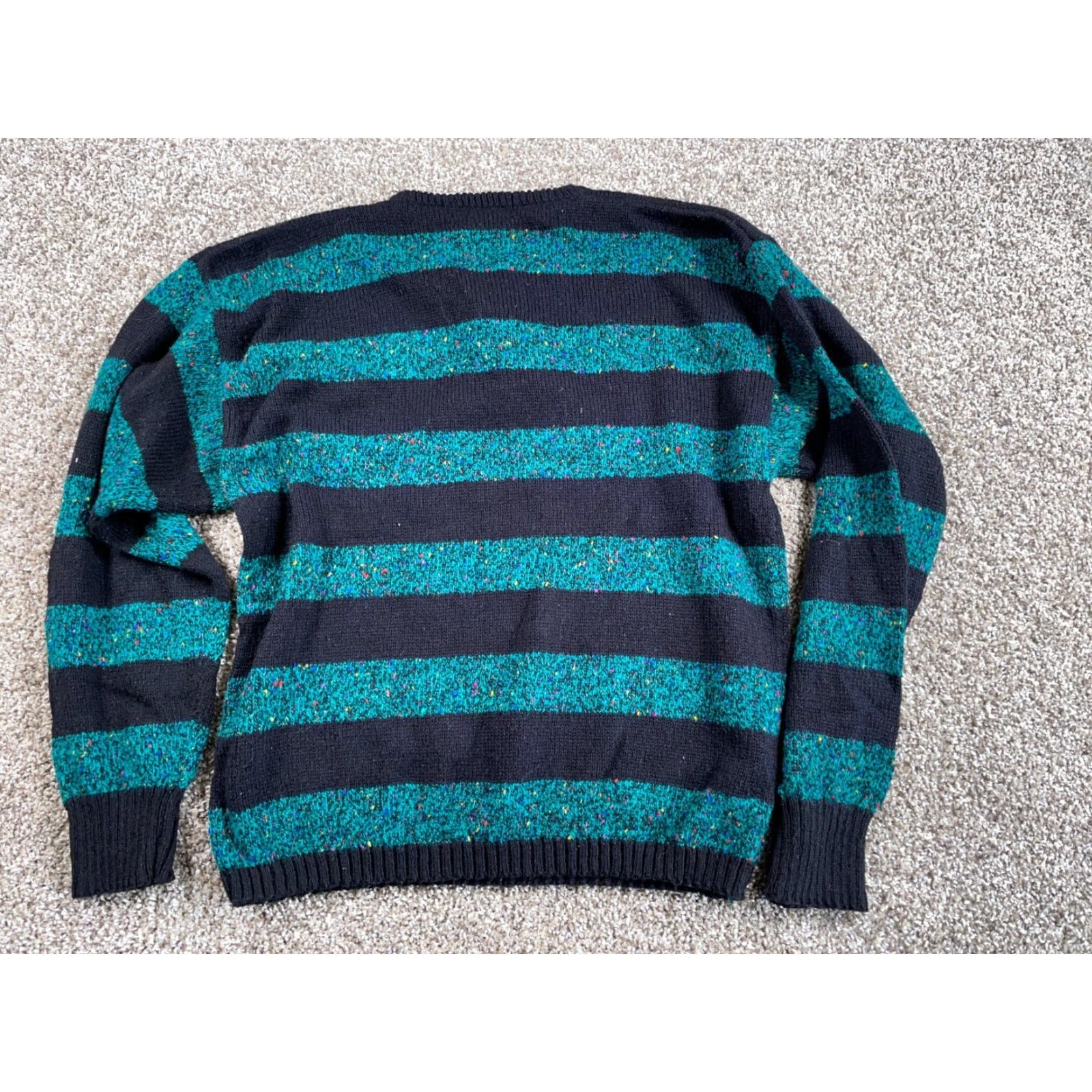 Vintage VINTAGE Chris Sport Wool Blend Chunky-Knit Henley Sweater Adult Large Green Black Striped 90s Mens Size US L / EU 52-54 / 3 - 3 Thumbnail