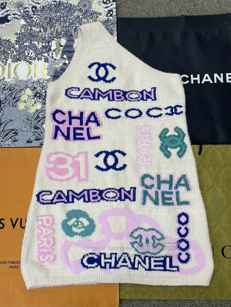 Chanel Chanel 23p white and pink letter logo towel dress Size XS / US 0-2 / IT 36-38 - 3 Thumbnail