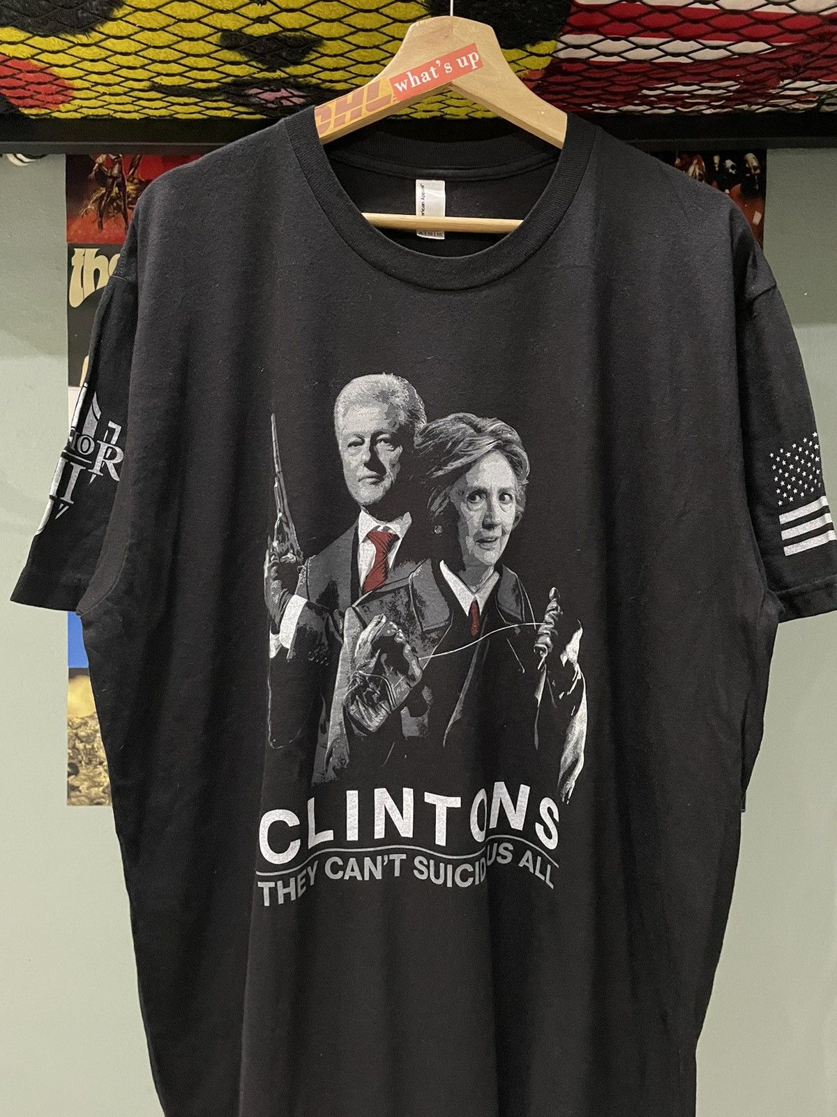 Vintage Vintage Y2K Clinton's Parody Tee Size US XL / EU 56 / 4 - 2 Thumbnail