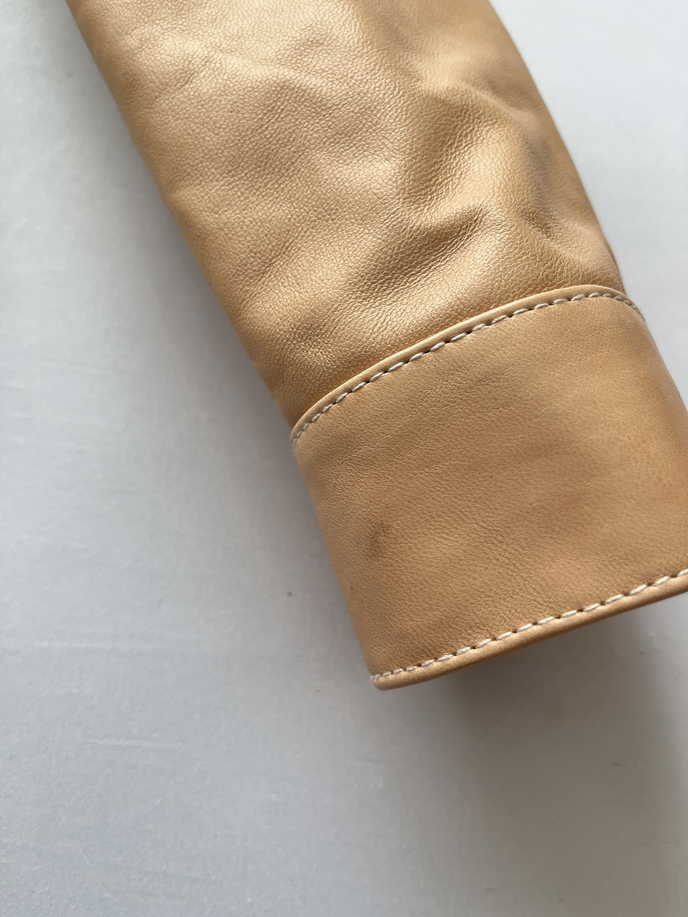 Helmut Lang ⚡️QUICK SALE⚡️Helmut Lang Beige Leather Trucker Jacket Size S / US 4 / IT 40 - 9 Thumbnail