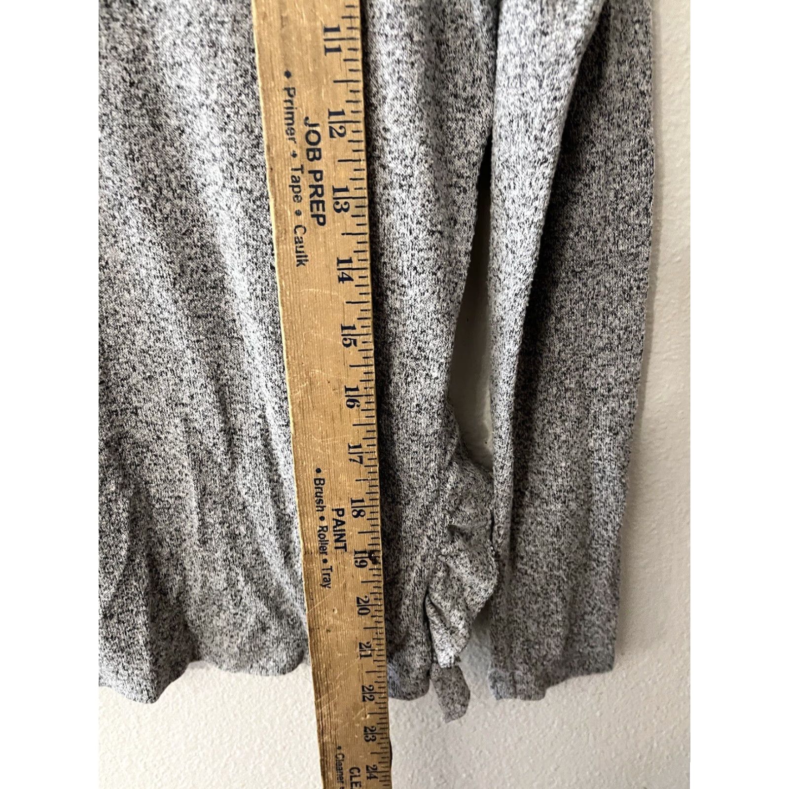 Vintage Lauren Conrad Shirt Women’s XS Grey Long Sleeve Crew Neck Size XS / US 0-2 / IT 36-38 - 4 Thumbnail