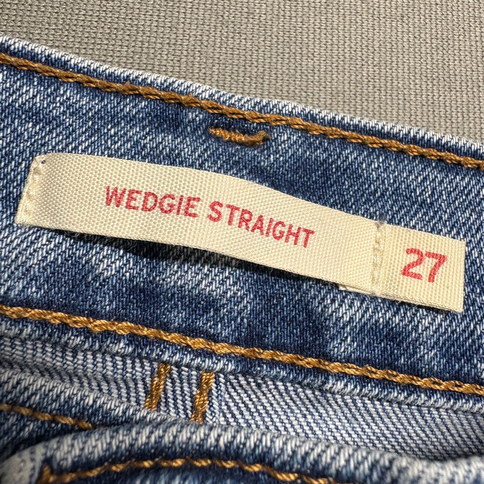 Levi's Levi’s Wedgie Straight Jeans Size 27 Medium Wash Button Fly Size 27" / US 4 / IT 40 - 3 Thumbnail