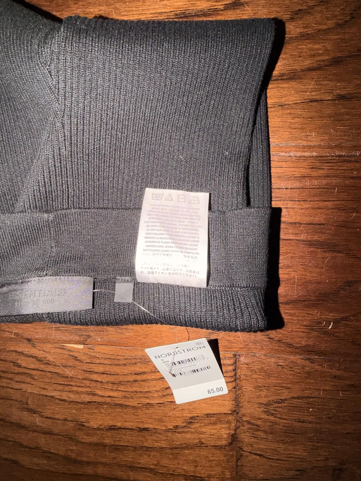 Other Fear of God Essentials Logo-Patch Ribbed Biker Shorts Size ONE SIZE - 5 Thumbnail