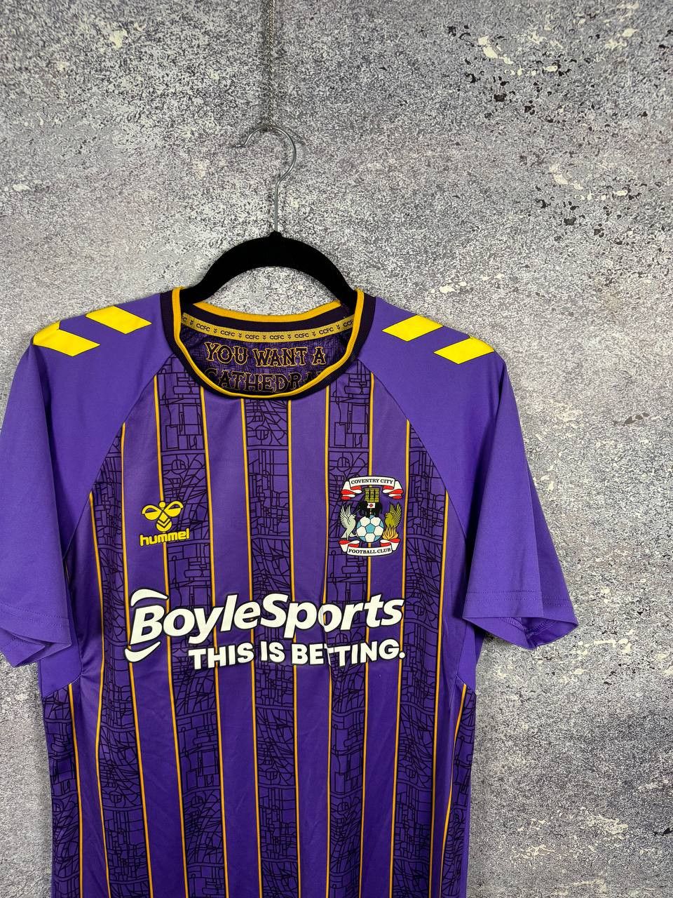 Hummel × Vintage Vintage Coventry City 2022/23 Hummel Away Soccer Jersey Size US M / EU 48-50 / 2 - 2 Thumbnail