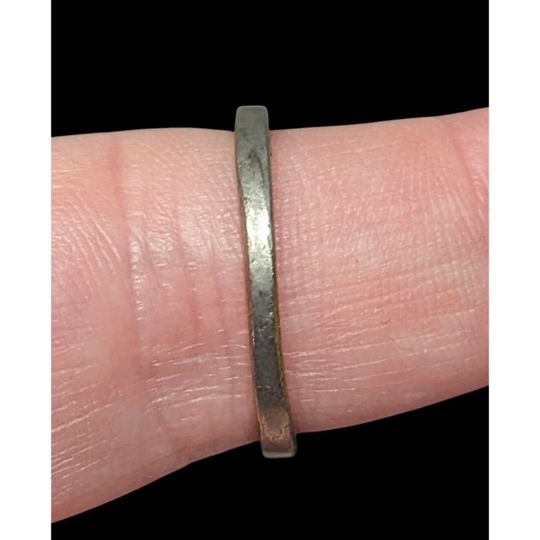Other Elegant Gothic Silver Tone Ring With Black And Clear Stones Size ONE SIZE - 5 Thumbnail