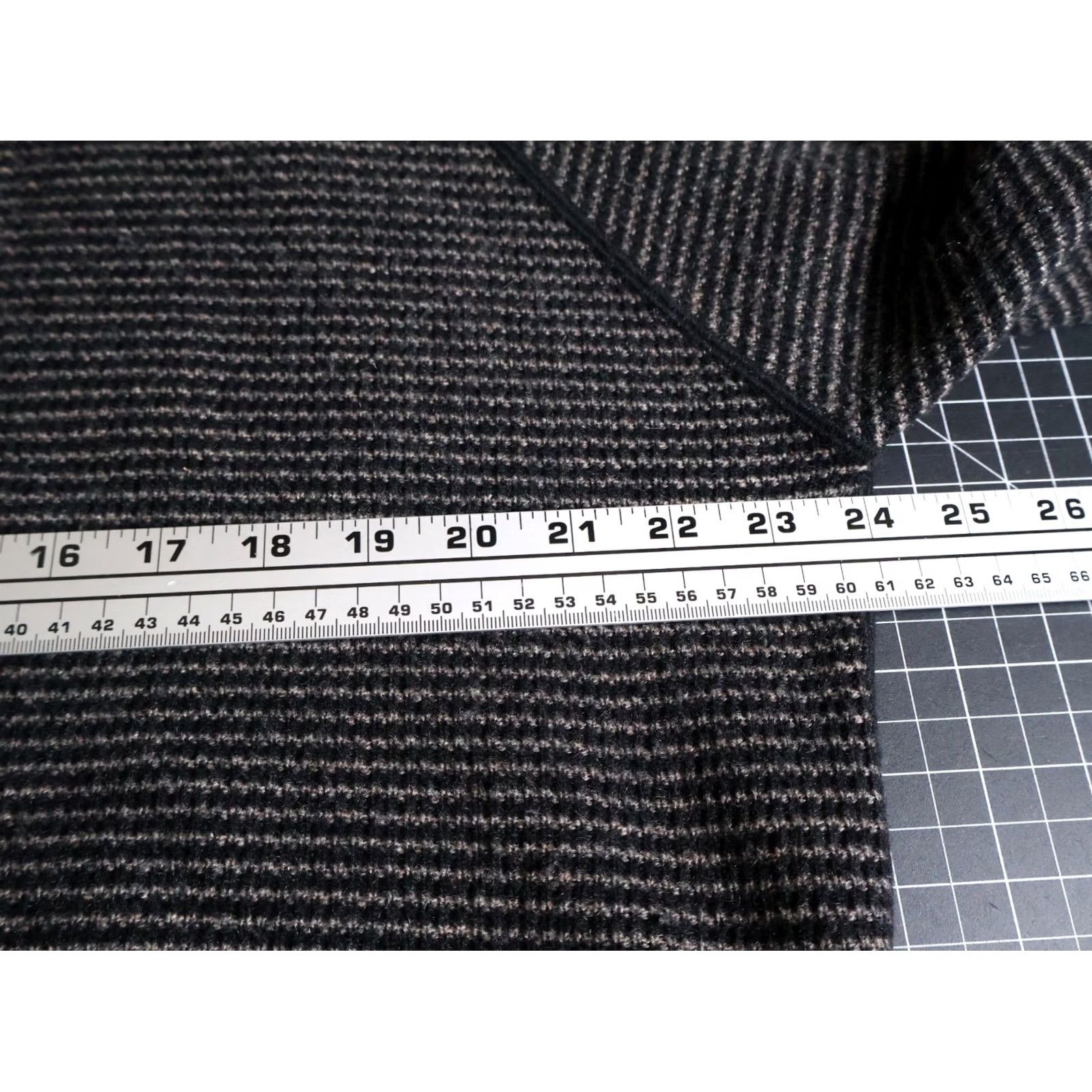 Neiman Marcus VINTAGE: No — Neiman Marcus Cashmere Sweater Men’s Large Black Stripe Lightweight Crewneck Size US L / EU 52-54 / 3 - 5 Thumbnail