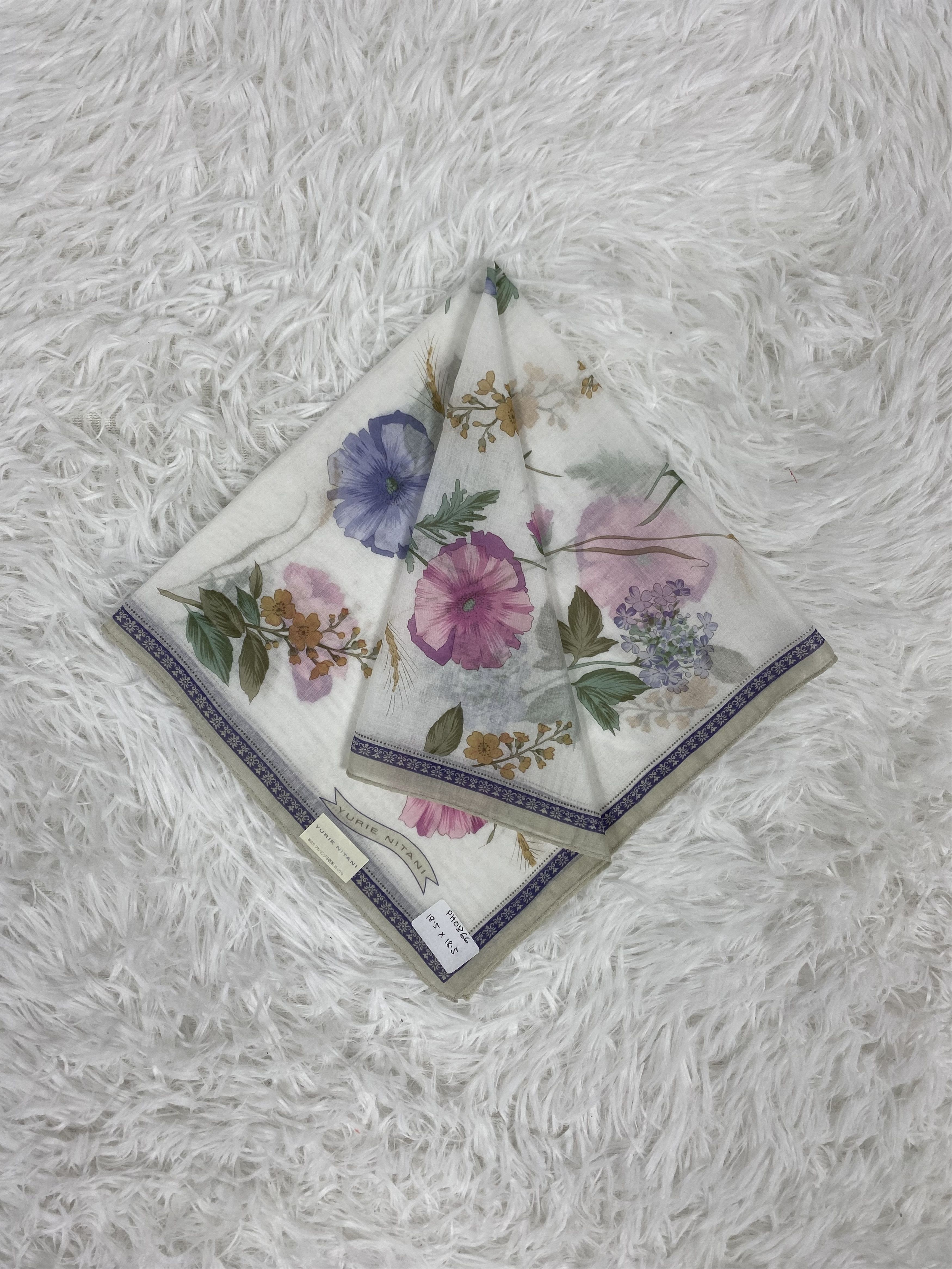 Japanese Brand × Vintage Vintage Yurie Nitani Handkerchief Neckerchief PH0866 Size ONE SIZE - 1 Thumbnail