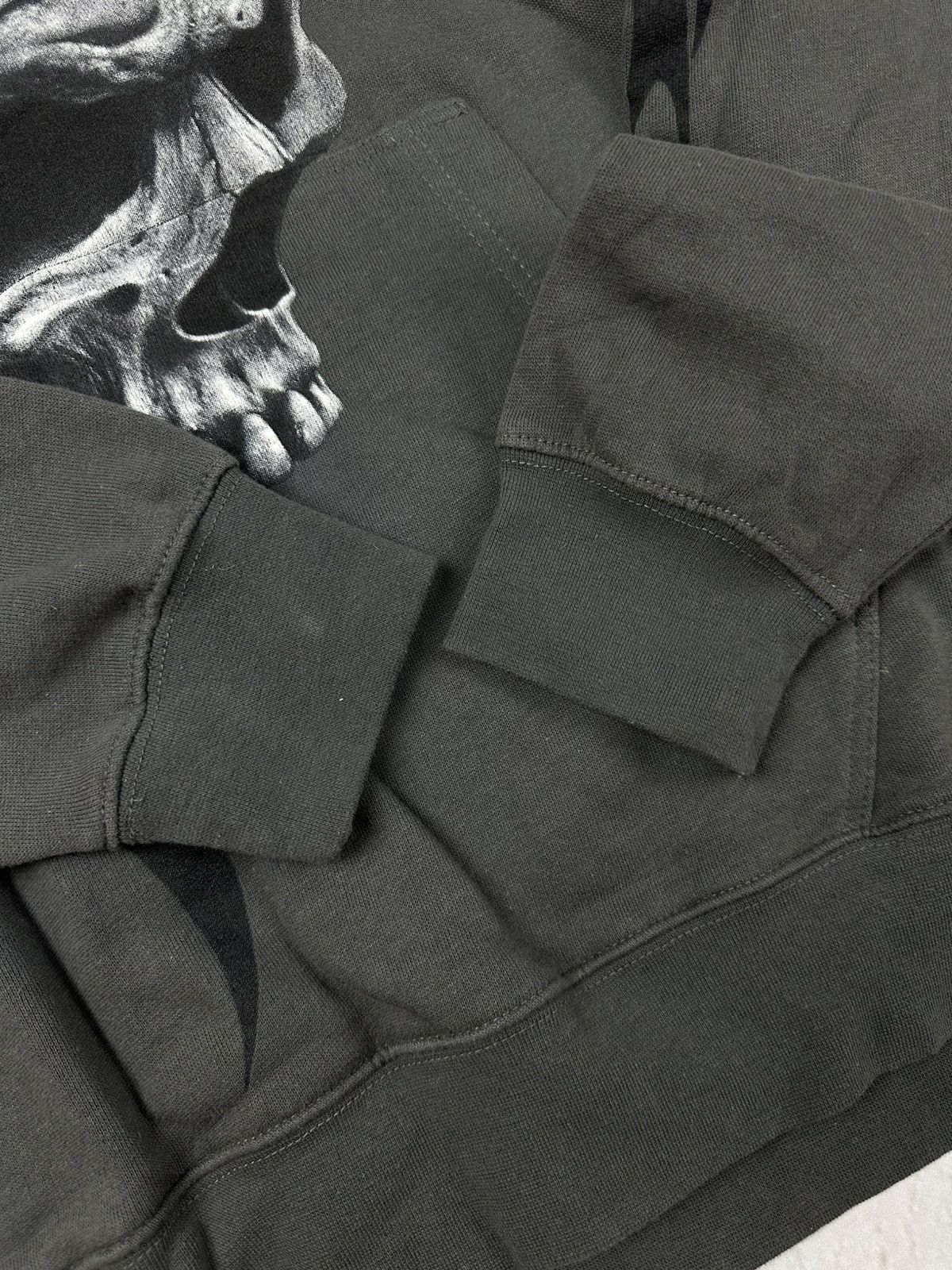 Tribal Streetwear Spiral Rock Death Roar Charcoal Tribal Hoodie XXL Skull Size US XXL / EU 58 / 5 - 6 Thumbnail