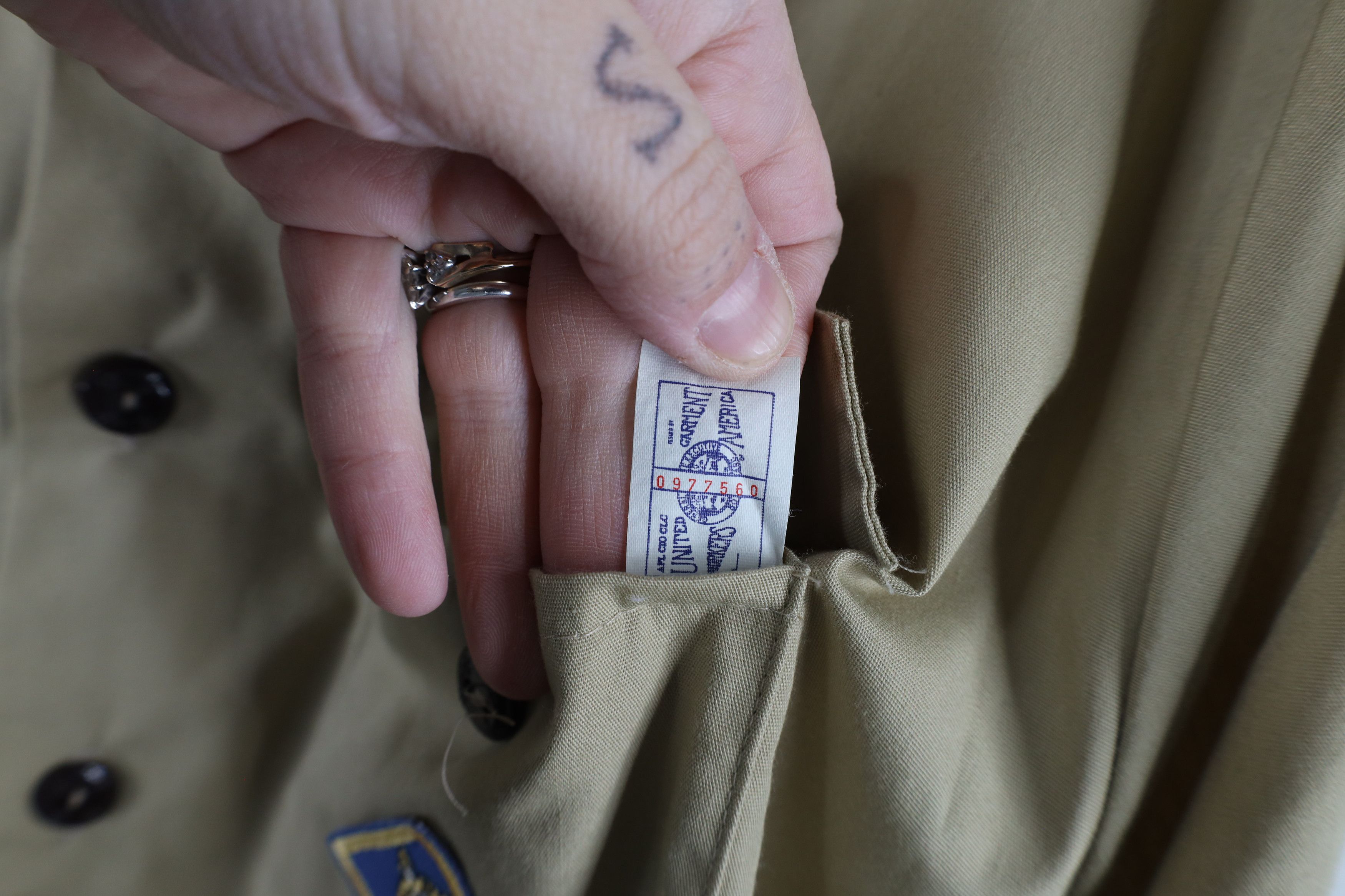 Vintage Vintage 70s Boy Scouts of America 342 Uniform Shirt USA Size US L / EU 52-54 / 3 - 8 Thumbnail